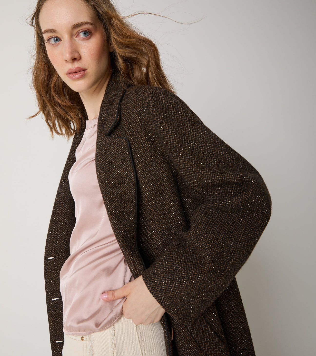 come abbinare il marrone donna