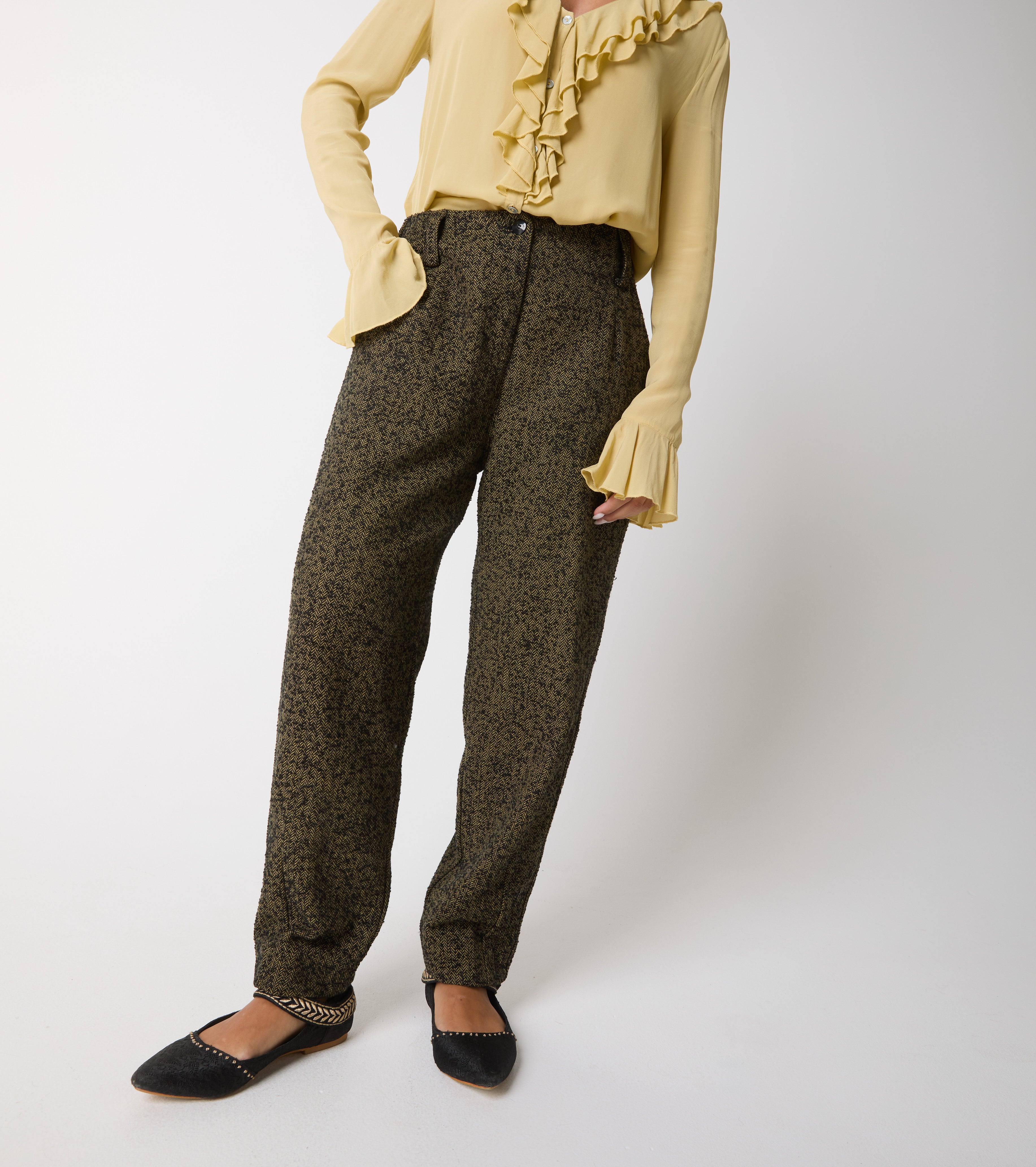 Cropped cotton trousers with pleats
