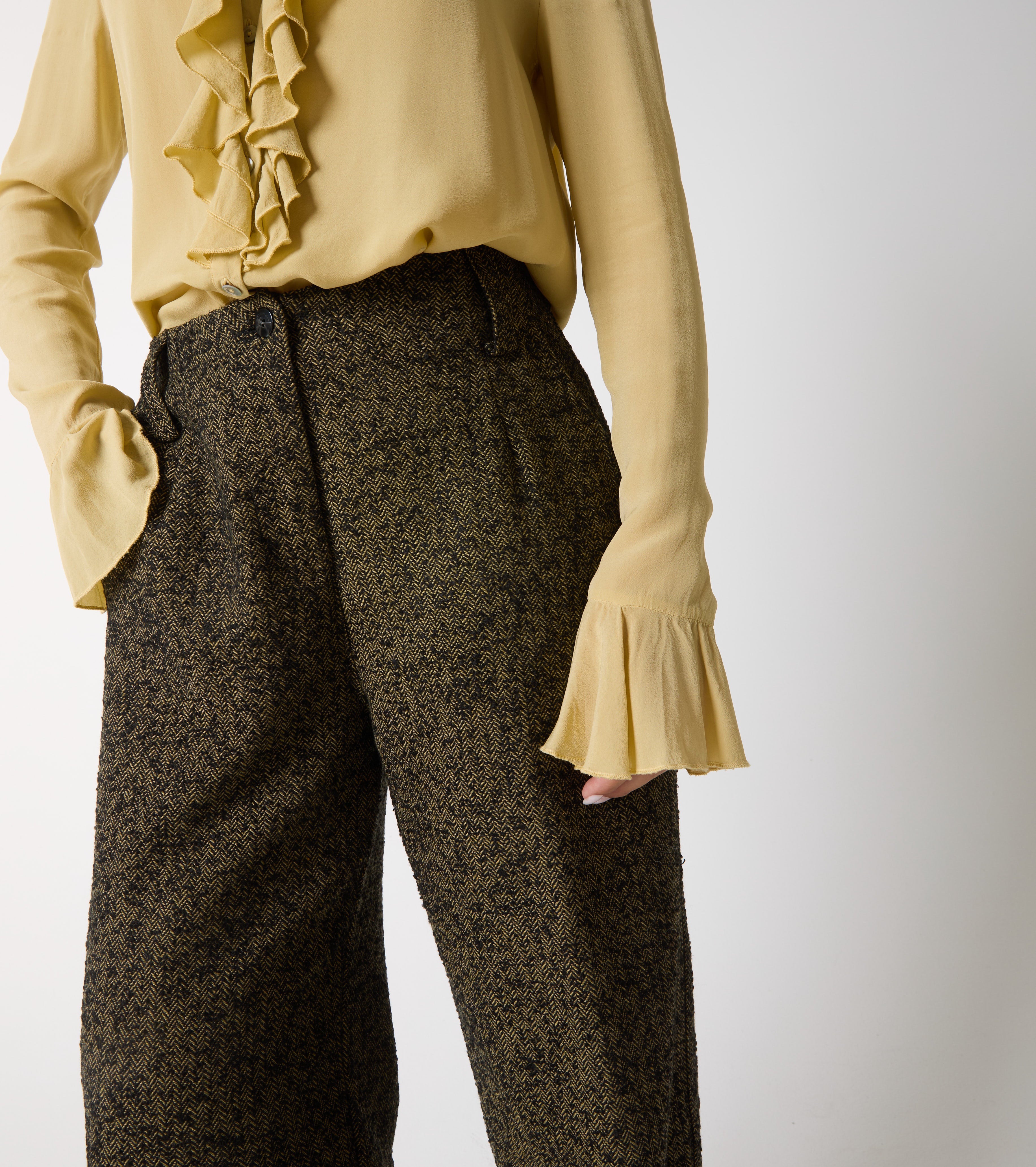 Cropped cotton trousers with pleats