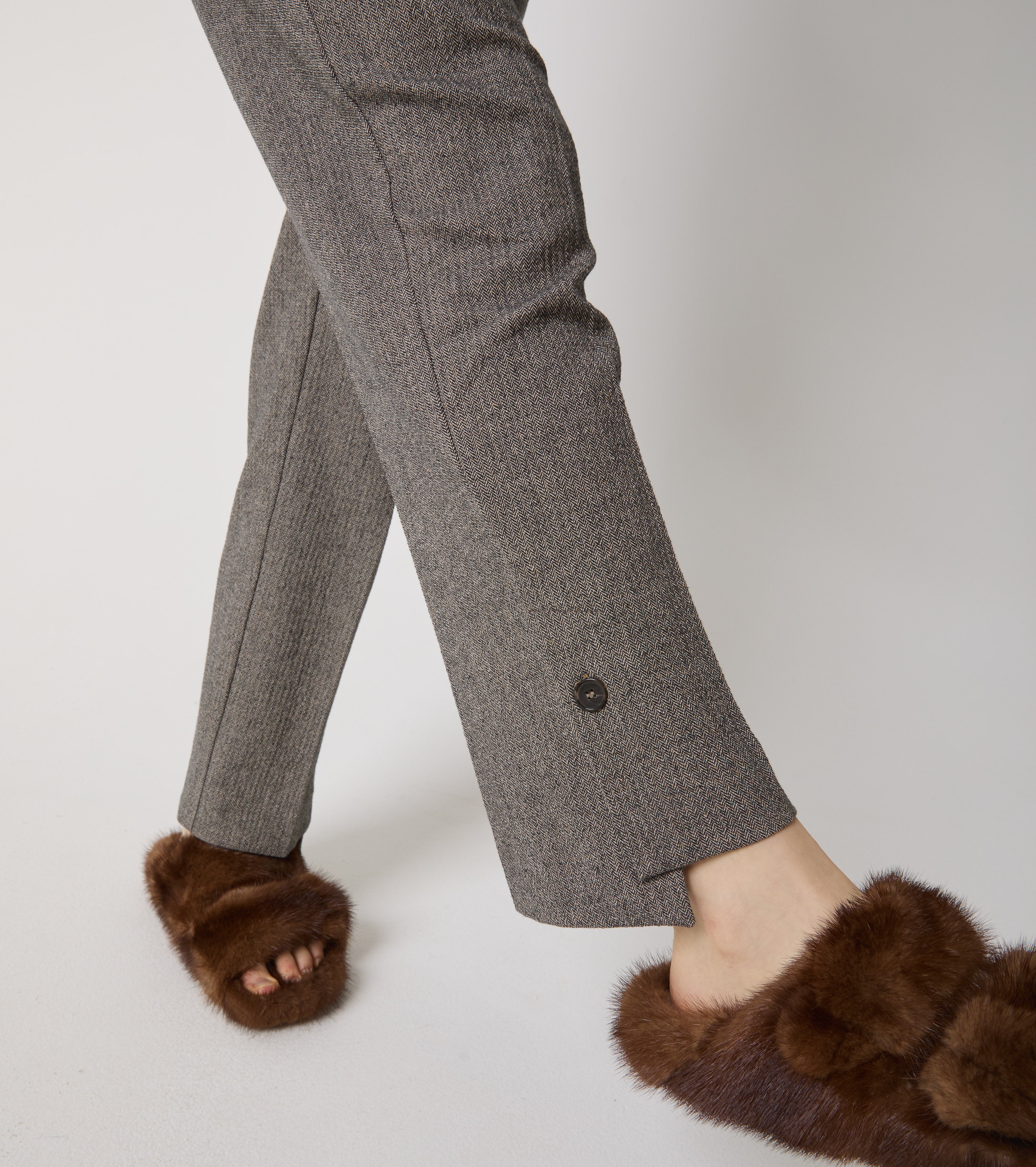 Pantaloni in cotone con piega