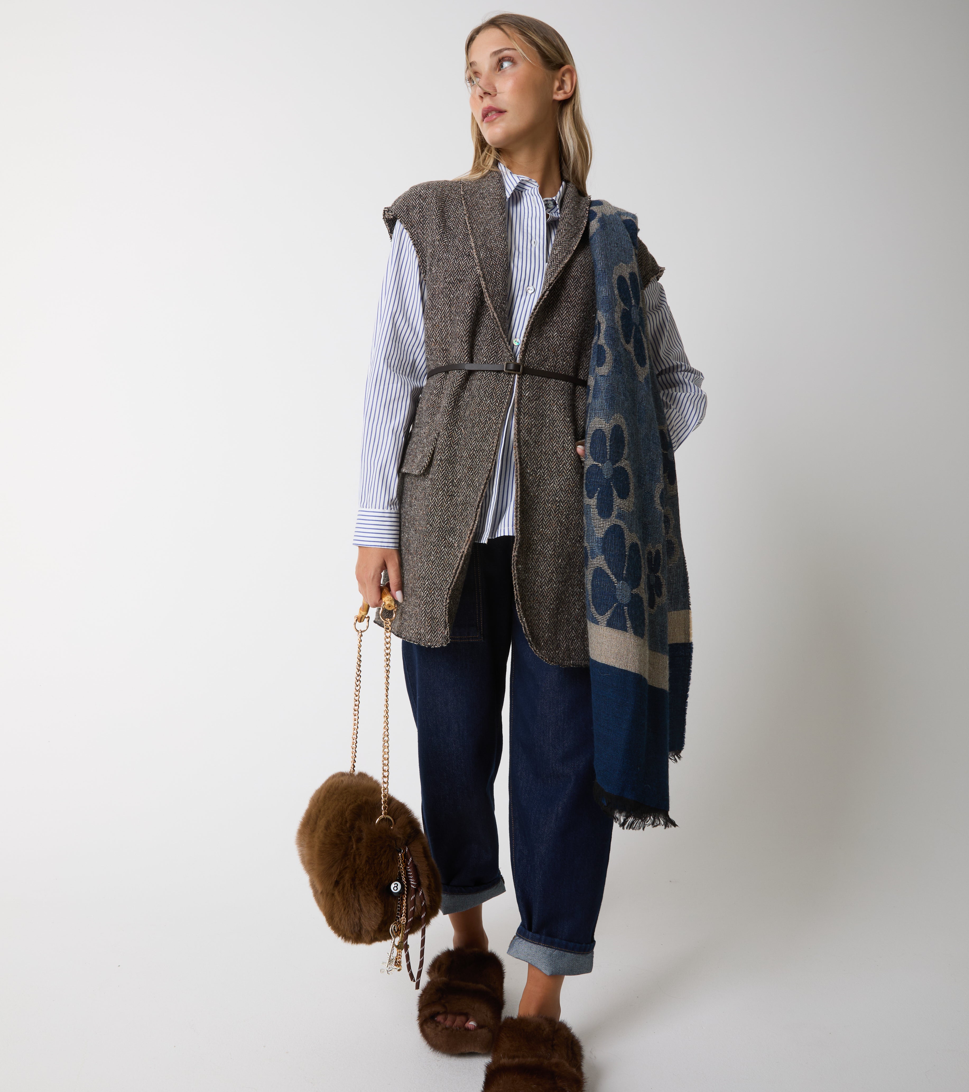Long wool and silk waistcoat with belt
