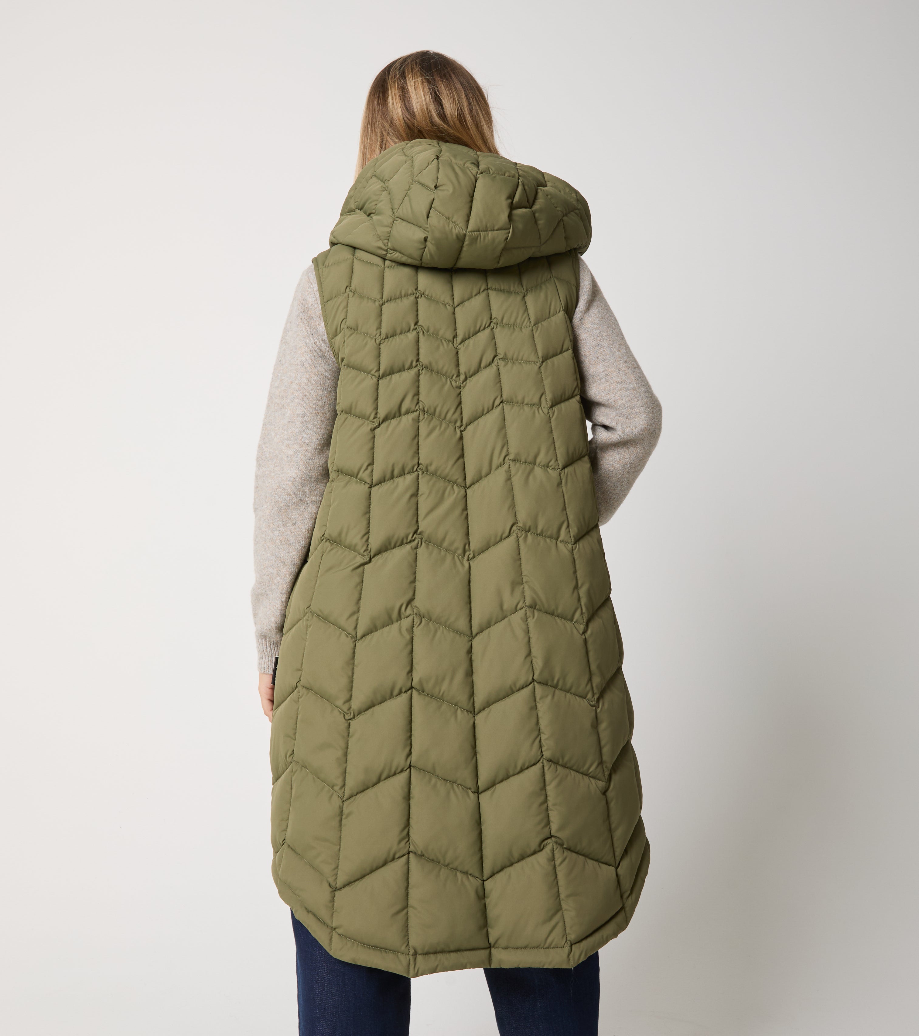 Ватирана найлонова дълга жилетка