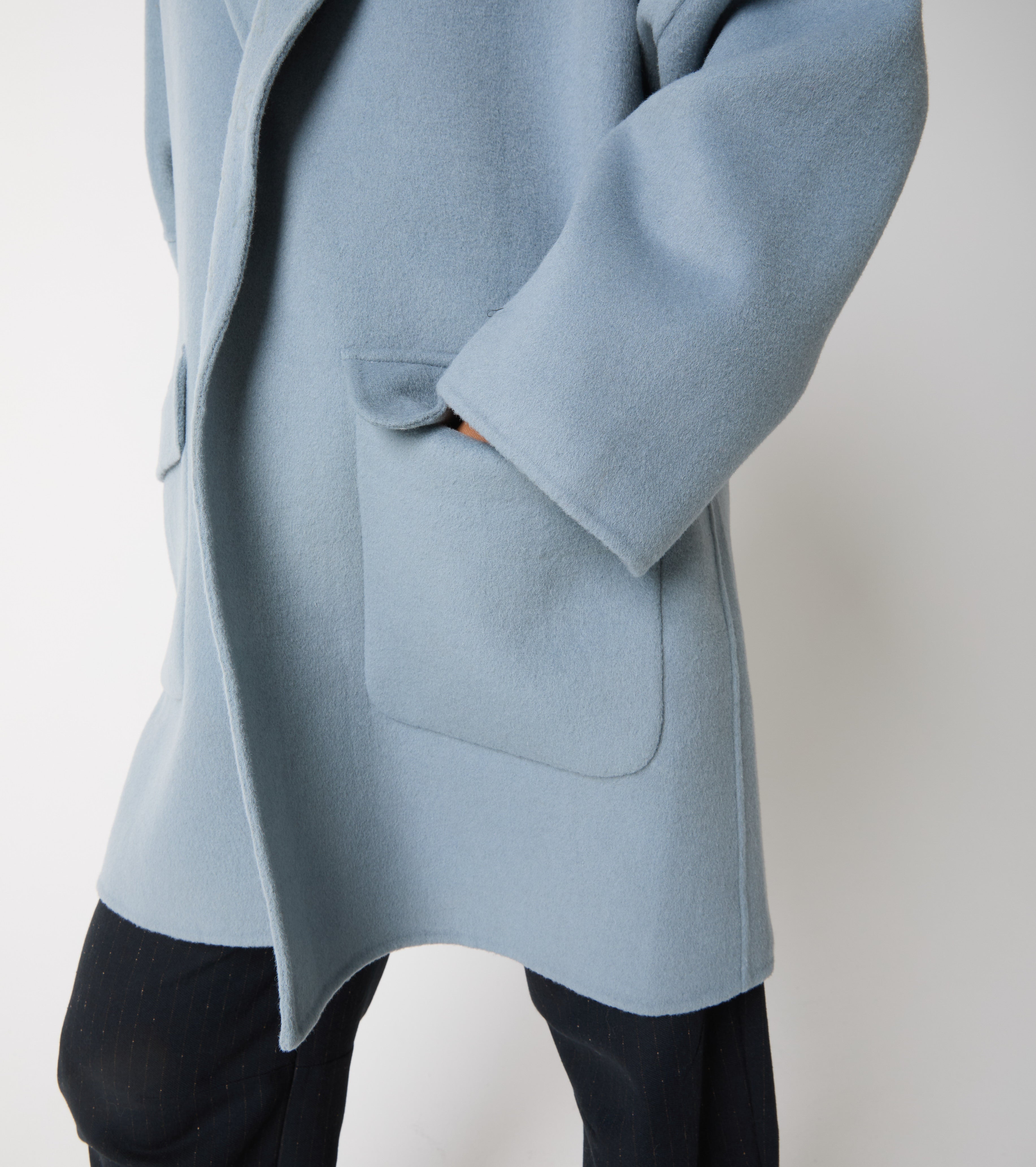 Wool coat with lapels