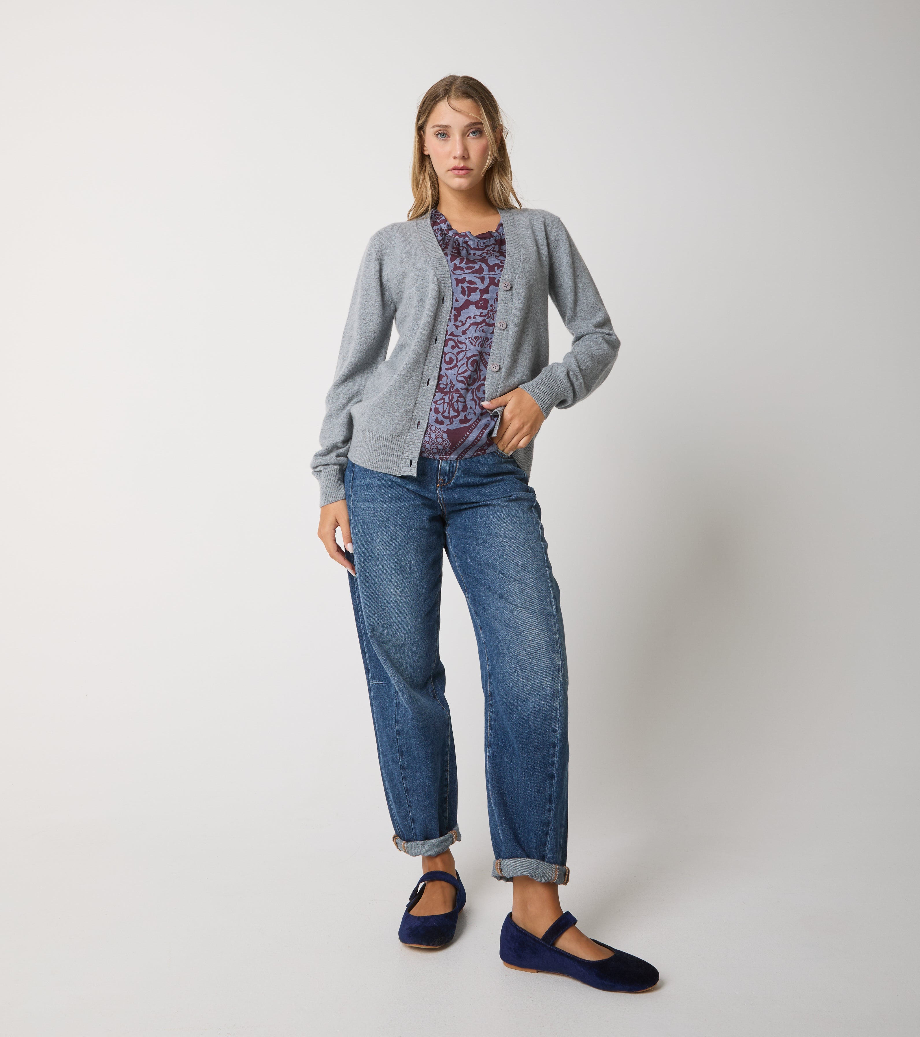 Cardigan in cashmere con bottoni
