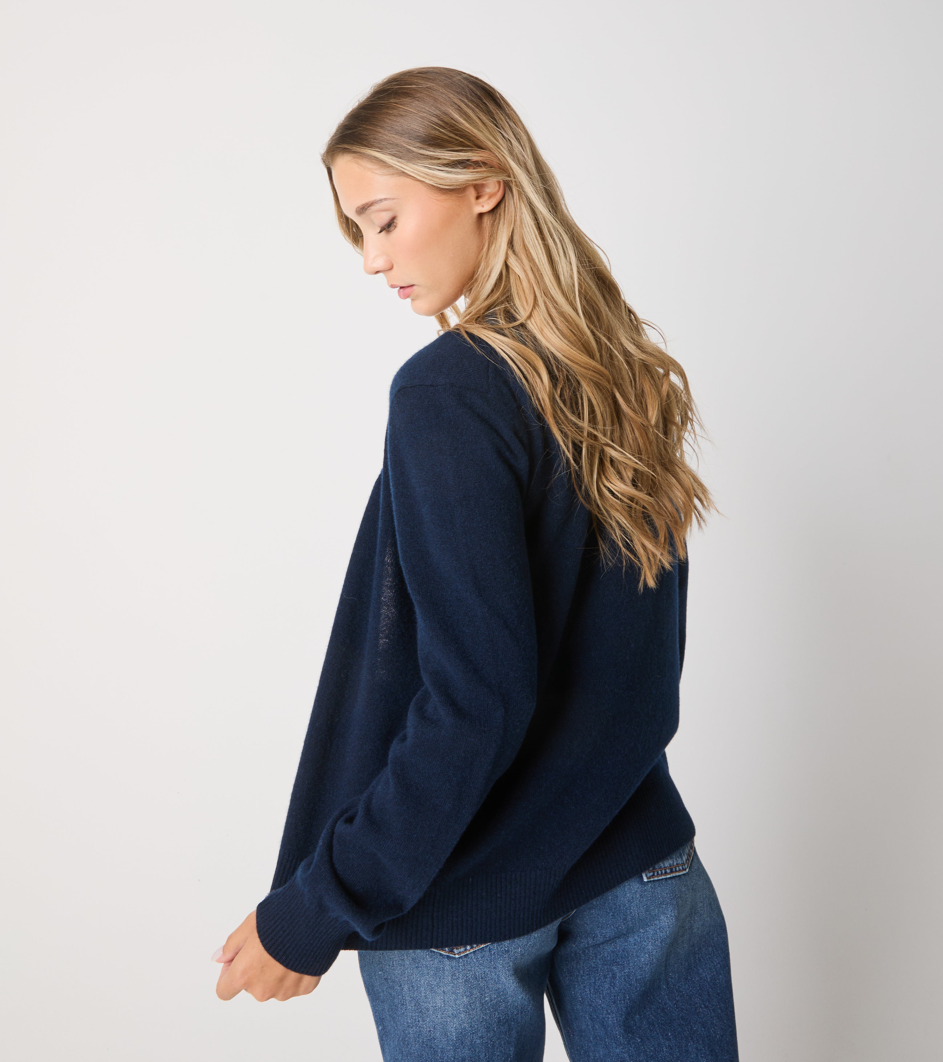 Cardigan in cashmere con bottoni