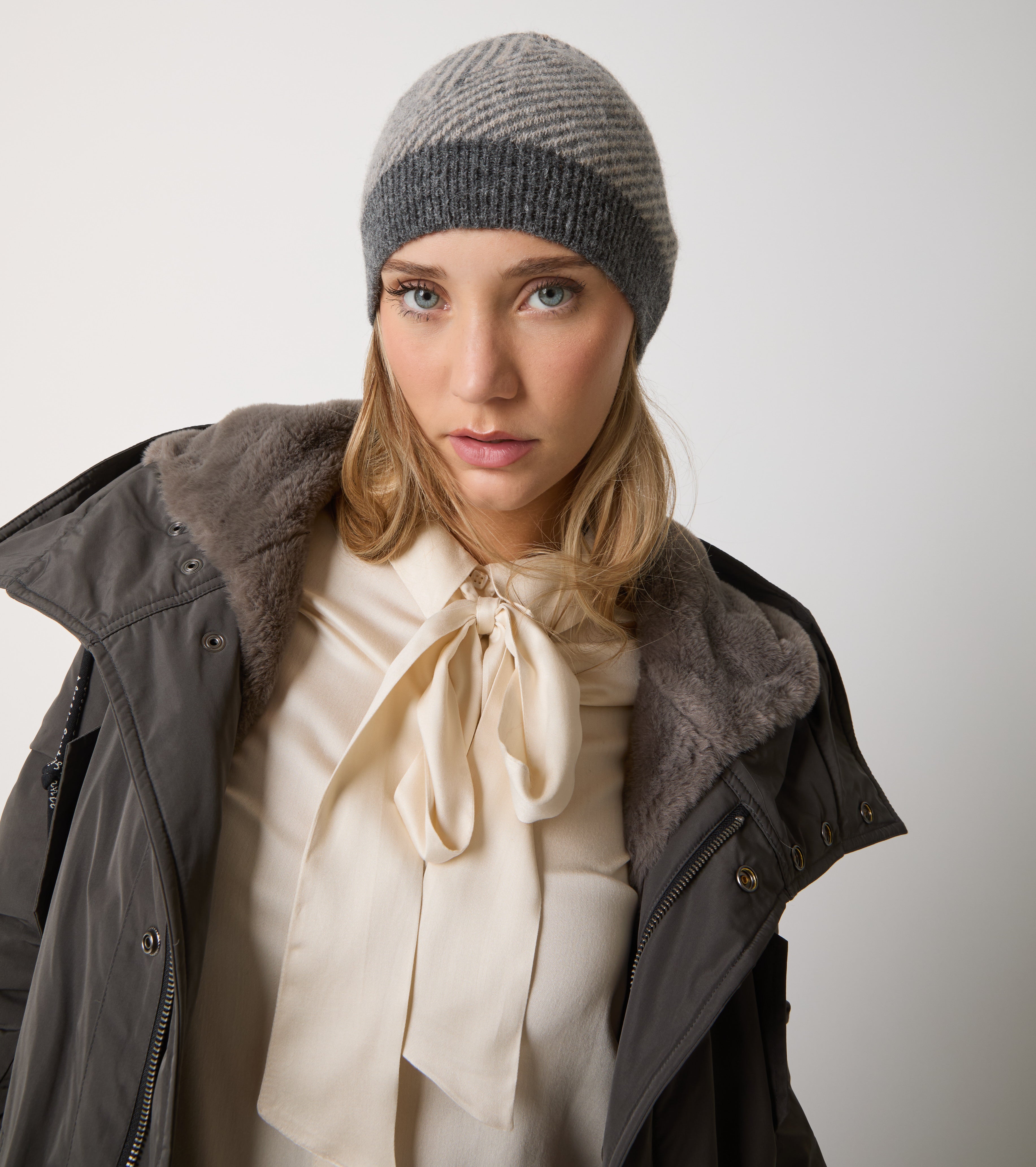 Berretto beanie in misto lana jacquard