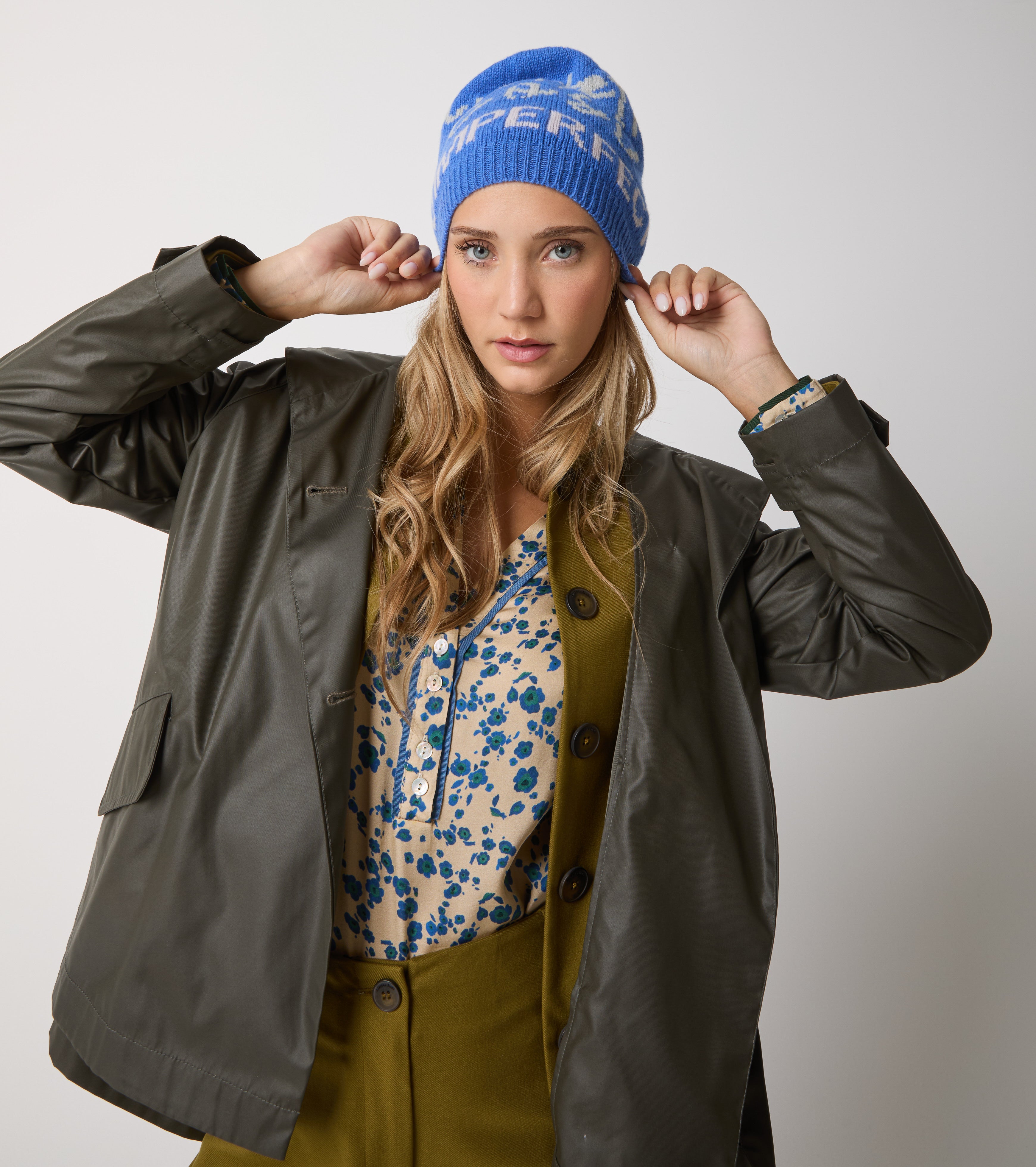 Berretto beanie in lana con lettering