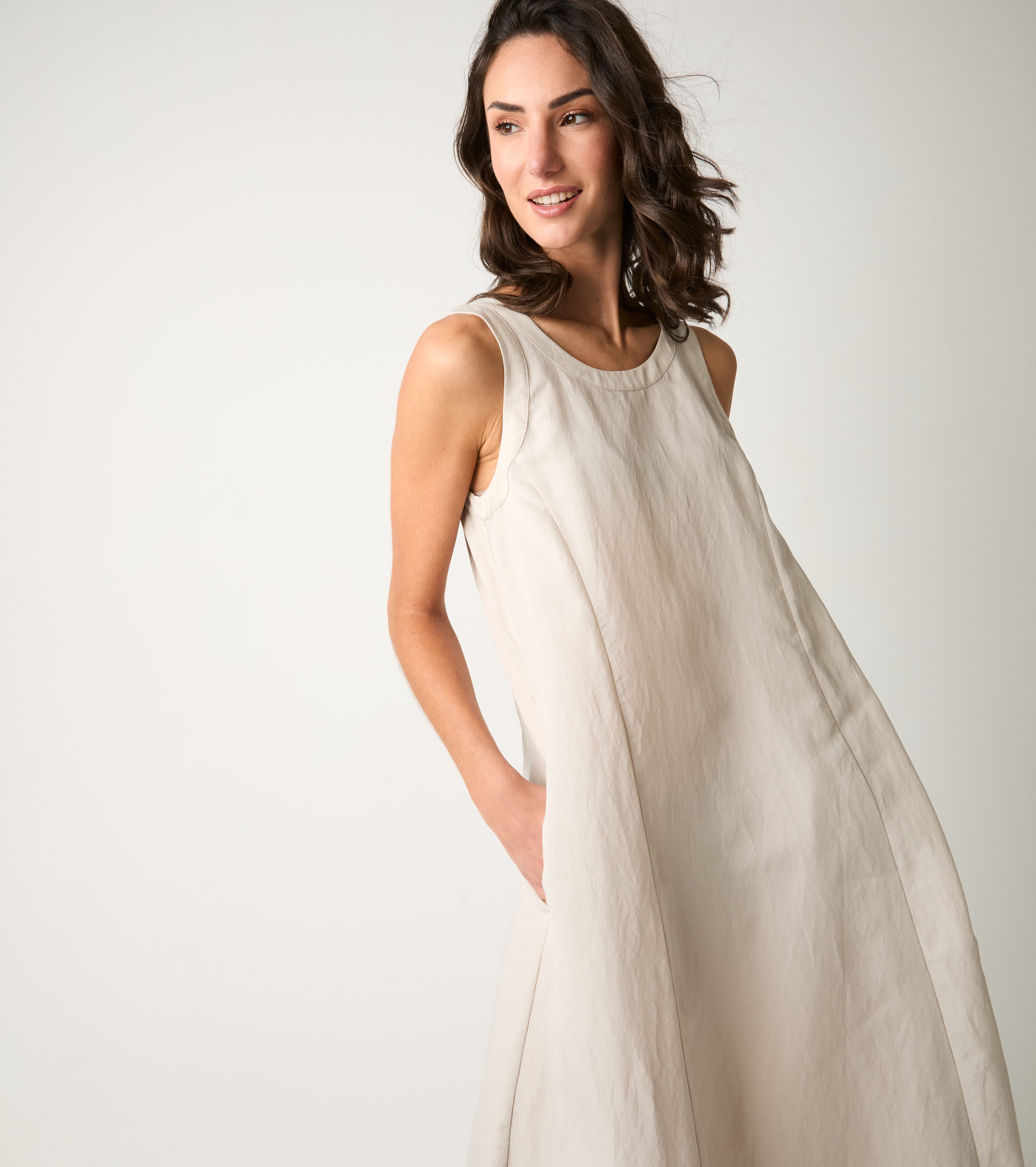 Abito lungo con spalline sale