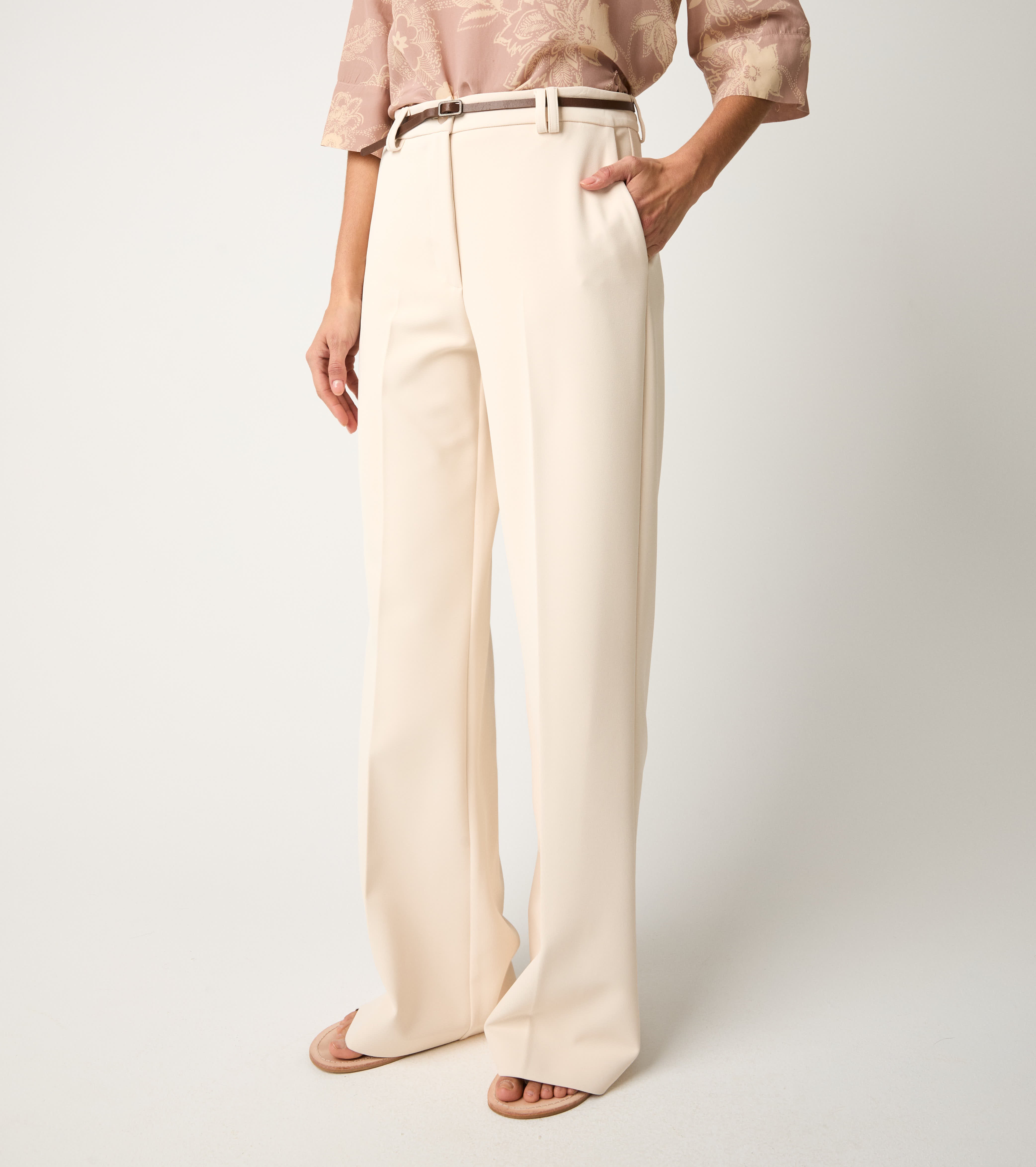 Pantaloni flare con piega stirata champagne