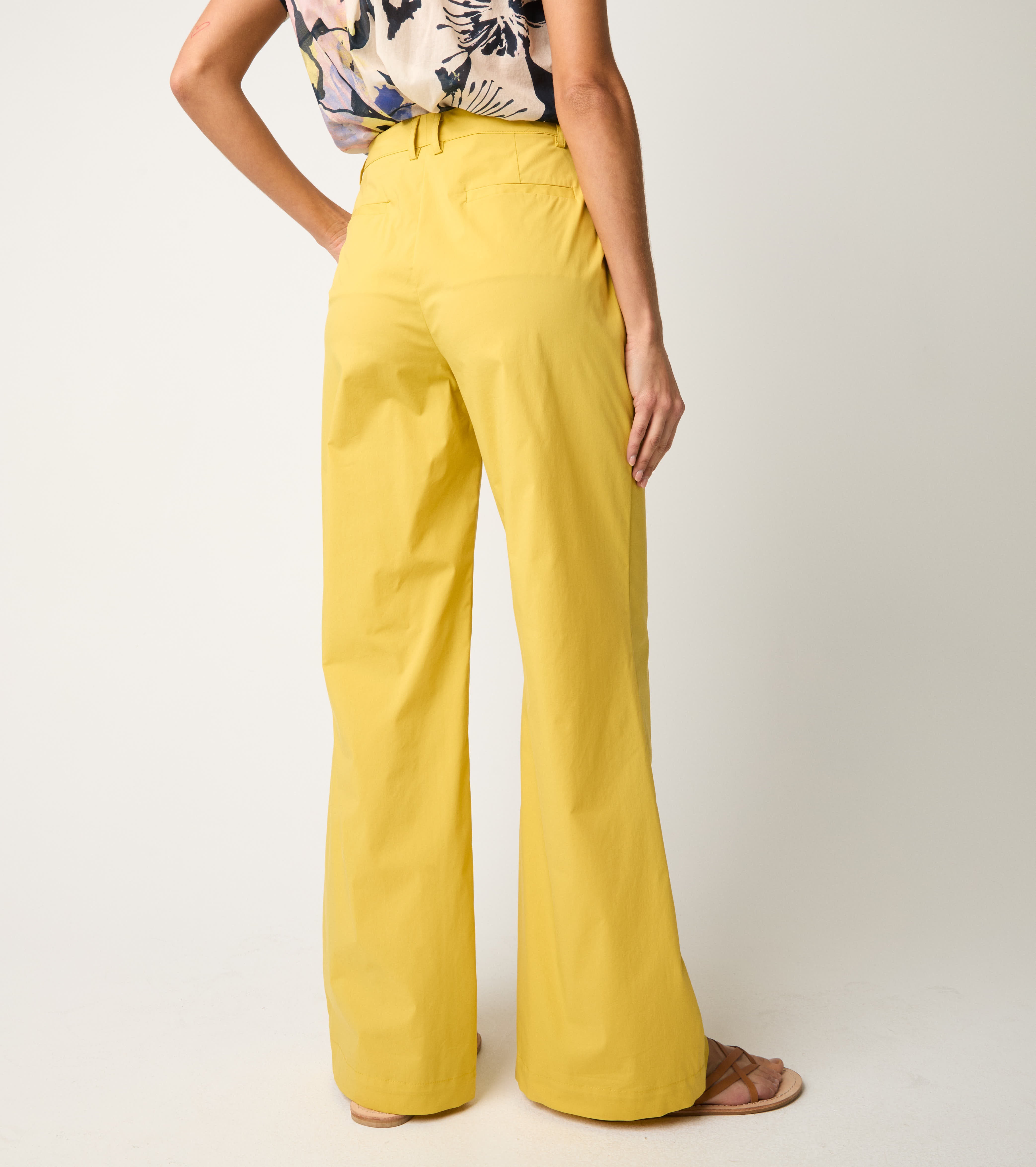Cotton trousers with oil belt