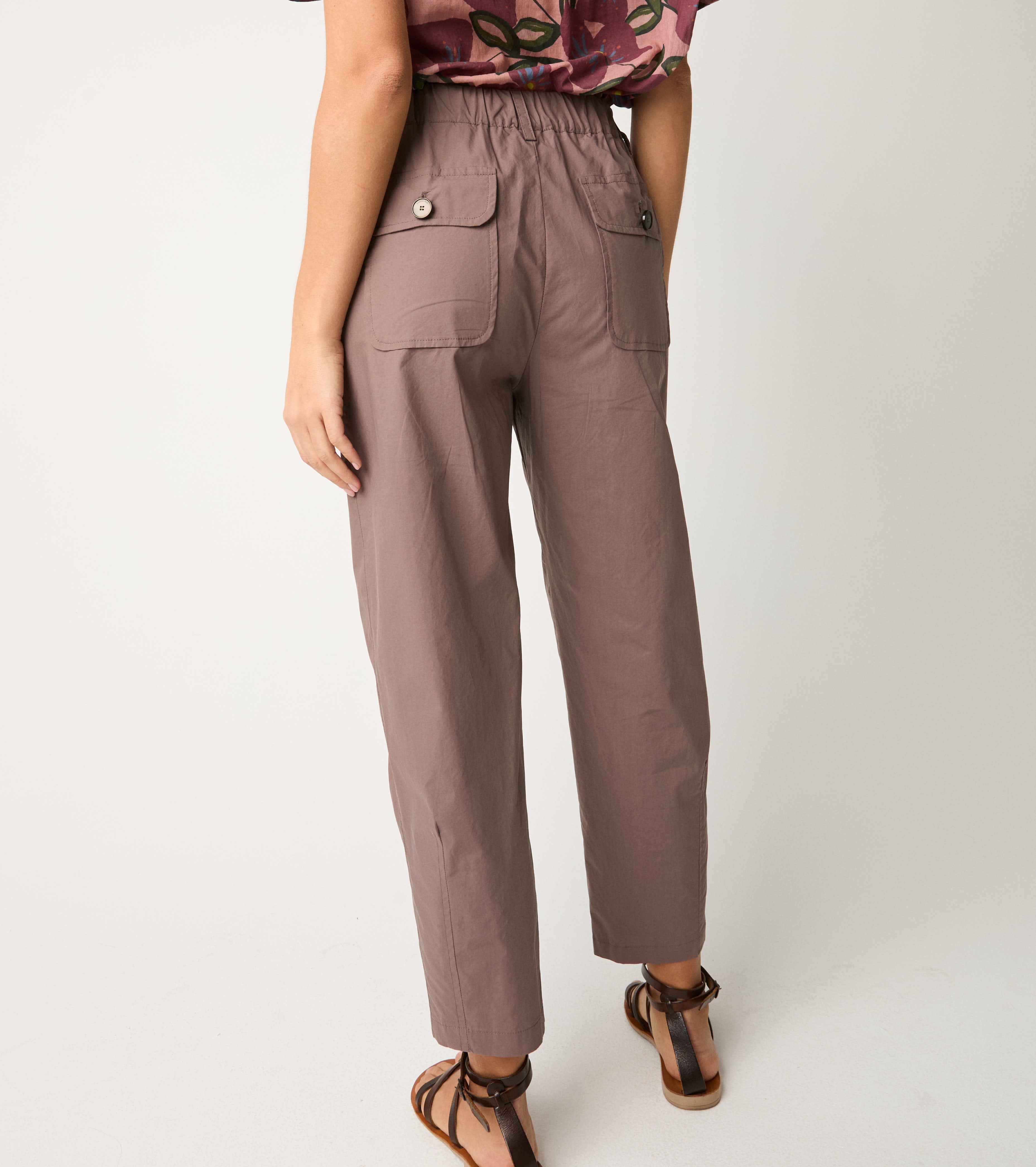 Cocoa stretch cotton cropped trousers