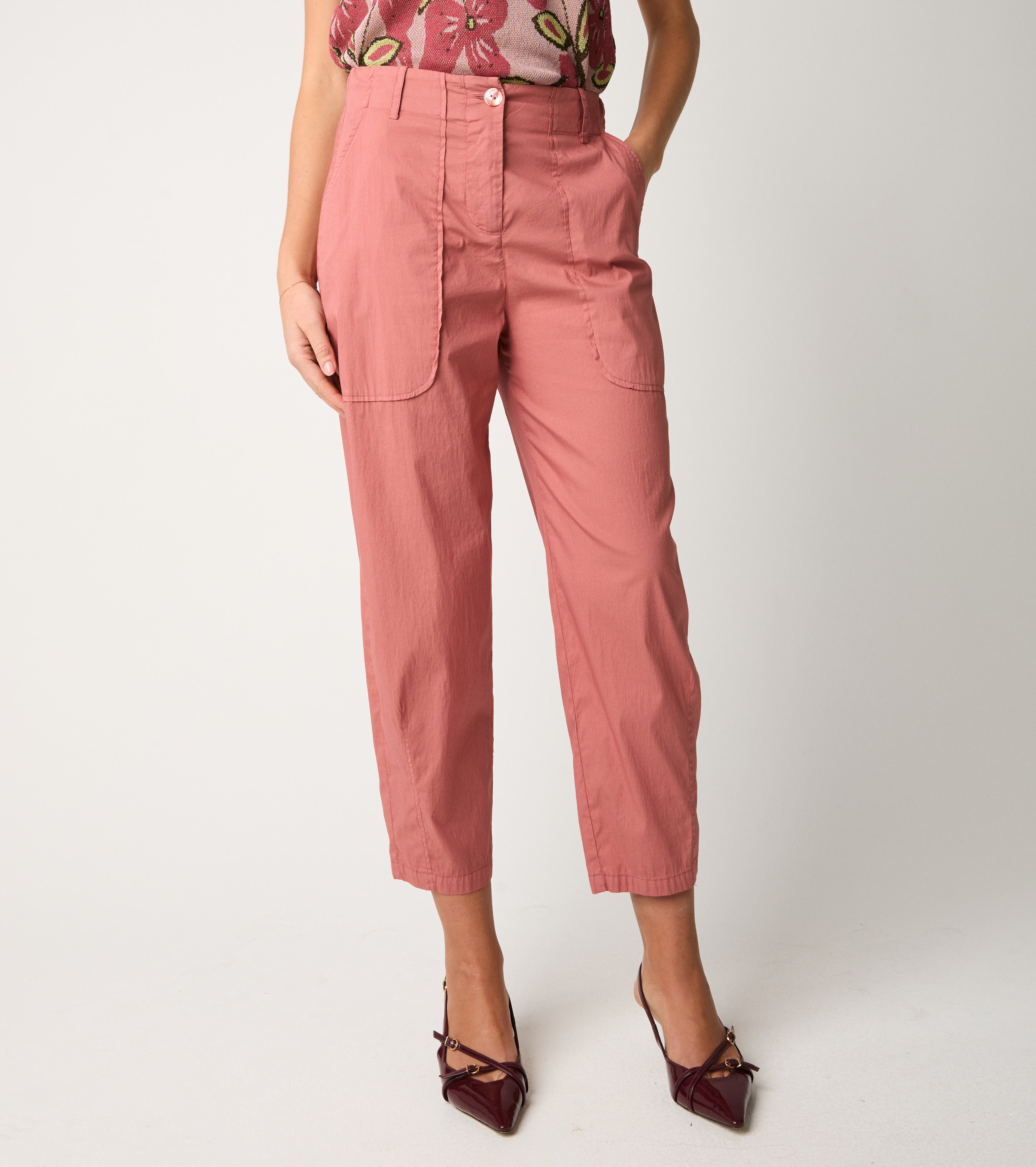 Stretch cotton cropped trousers ombré