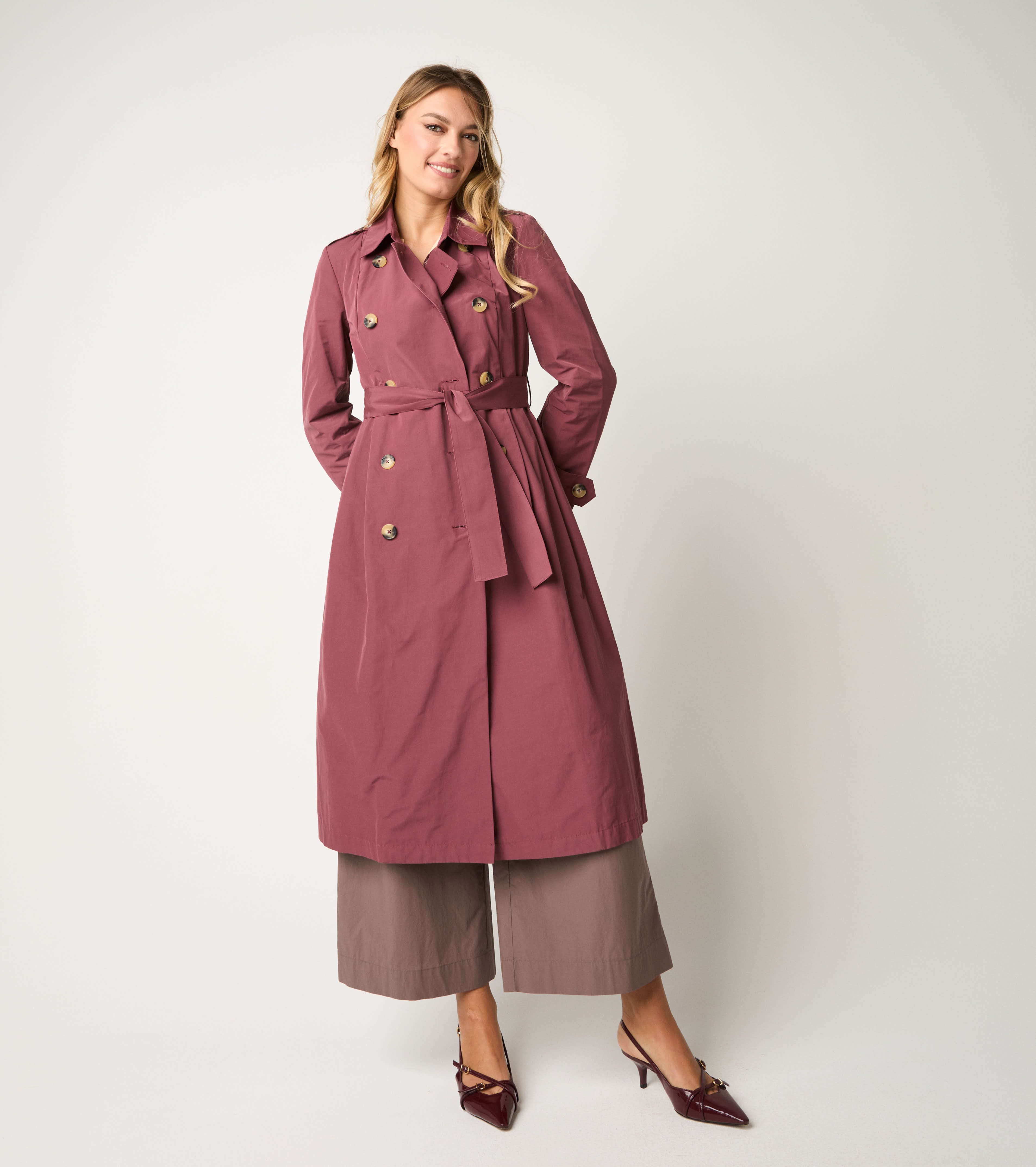 Trench antigoccia con cintura marmellata
