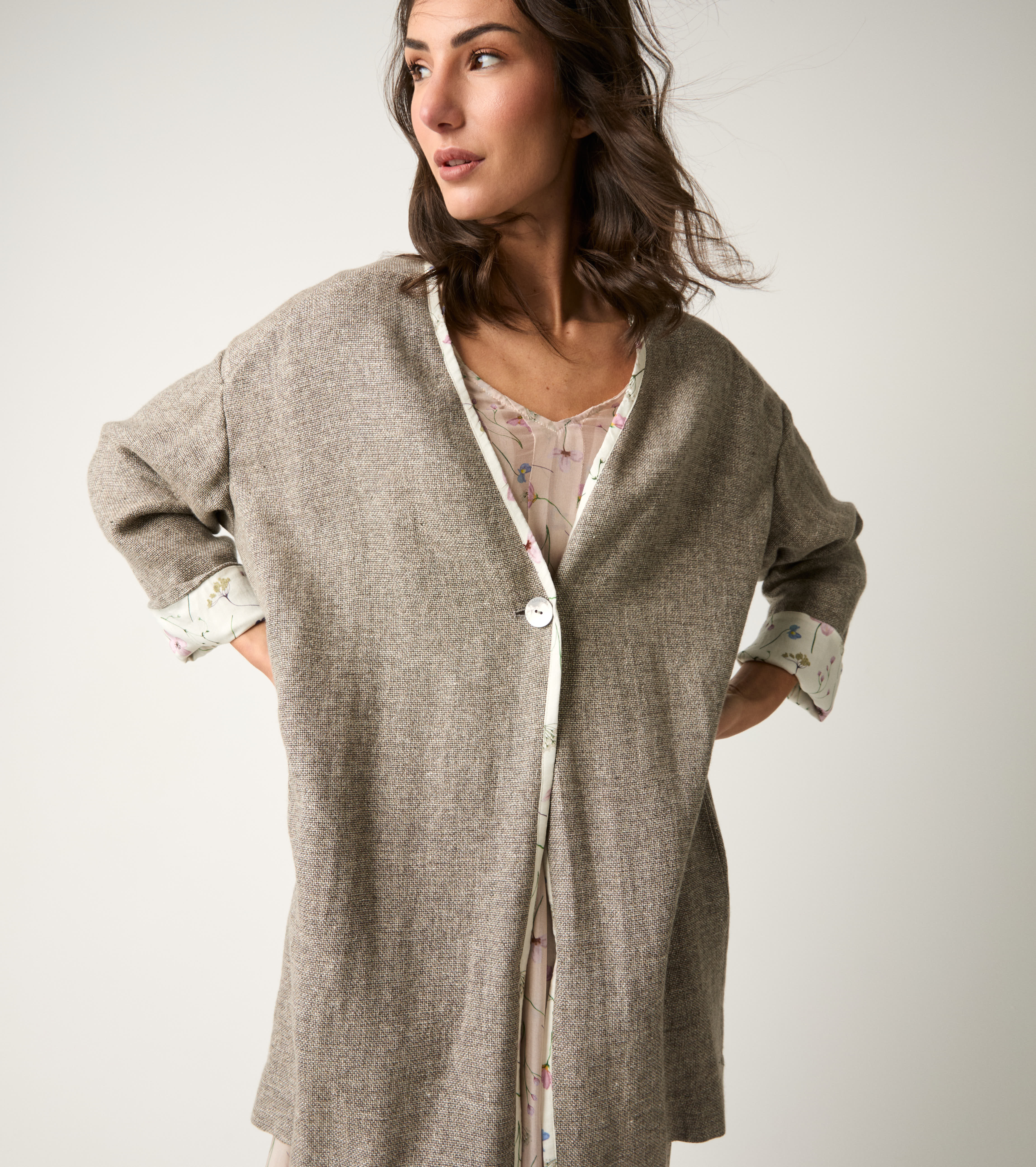 Turtledove V-neck linen blend coat