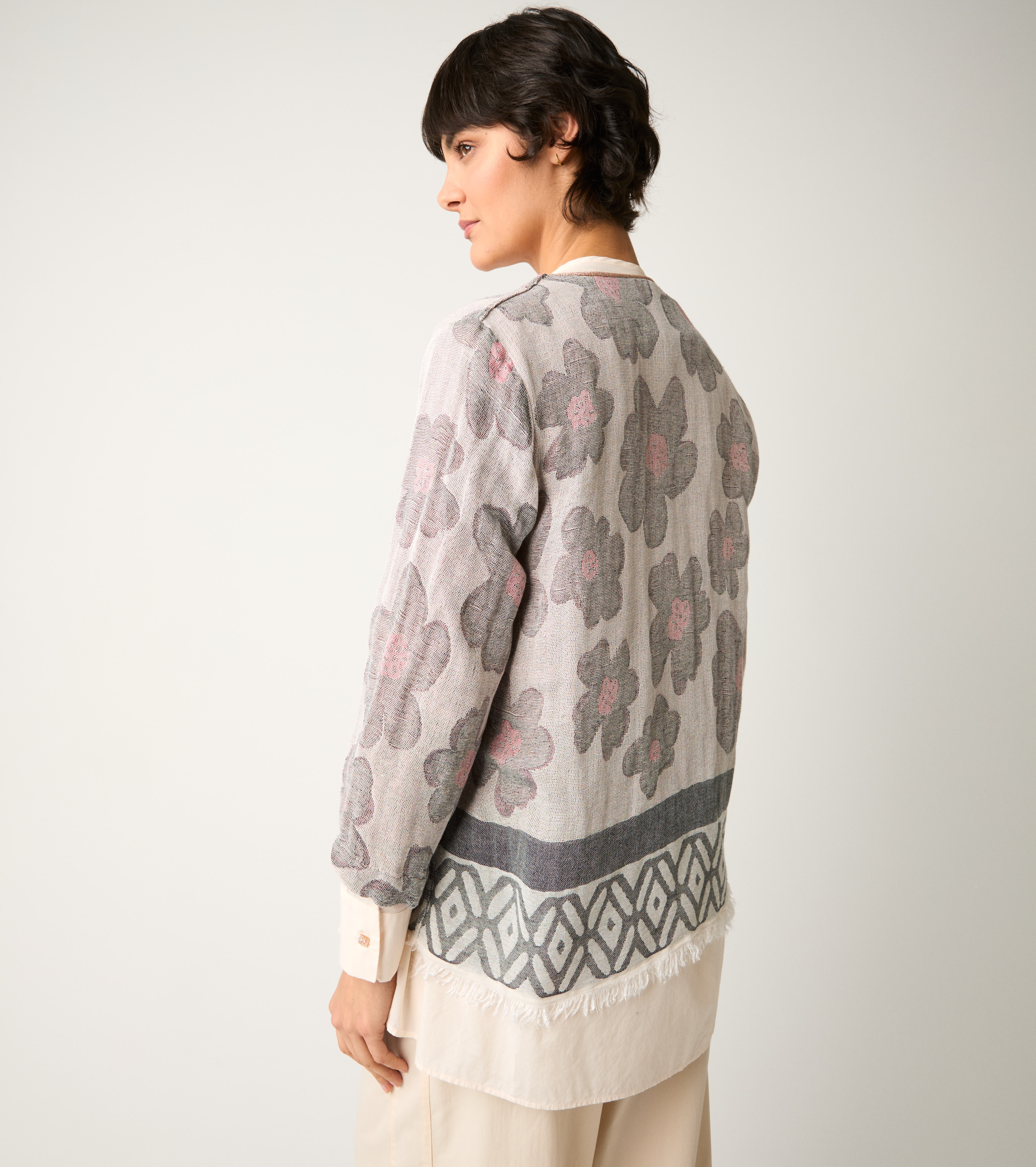 Jacquard jacket with sand buttons