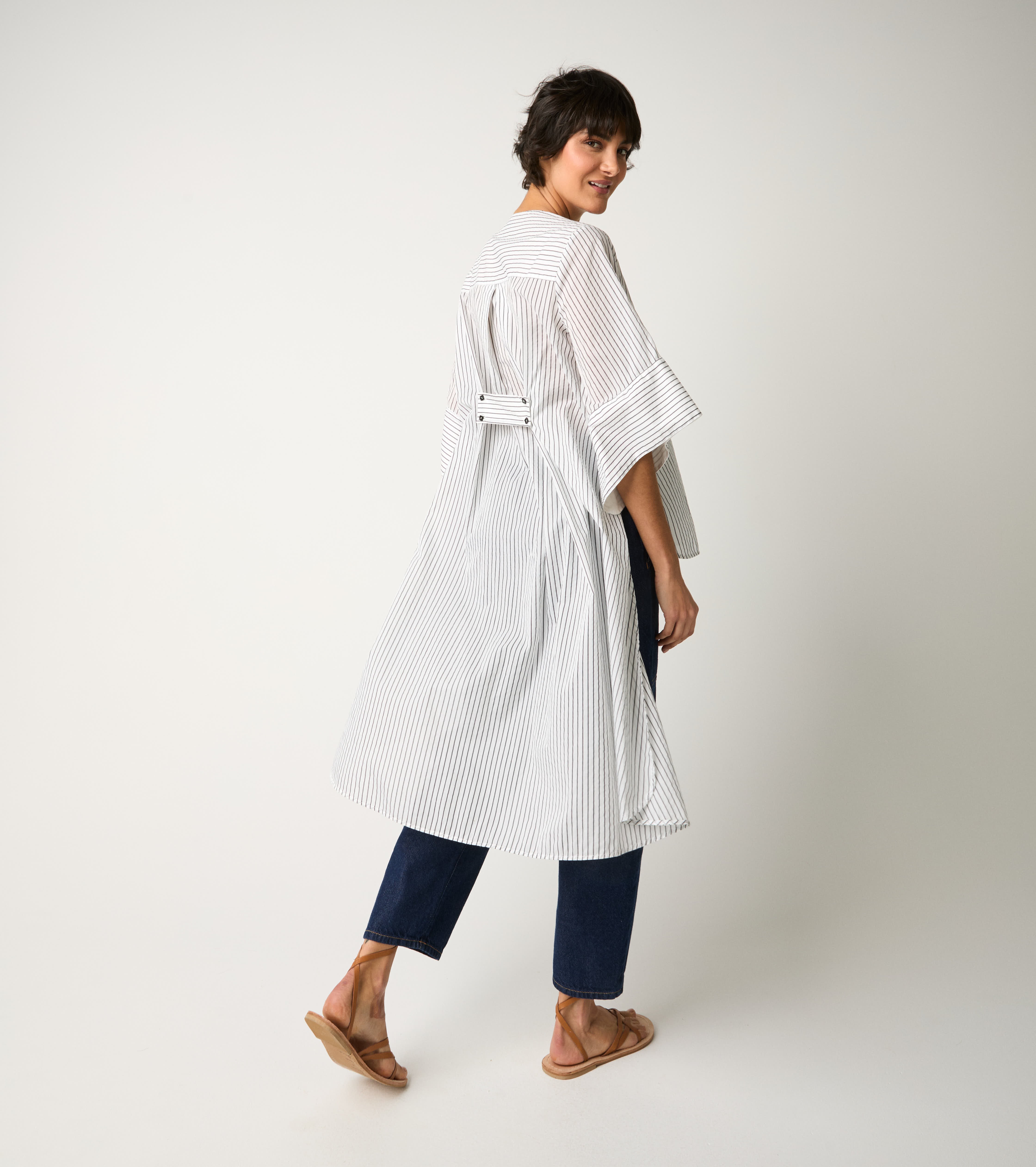 Camicia lunga a righe con spacchi  bianco