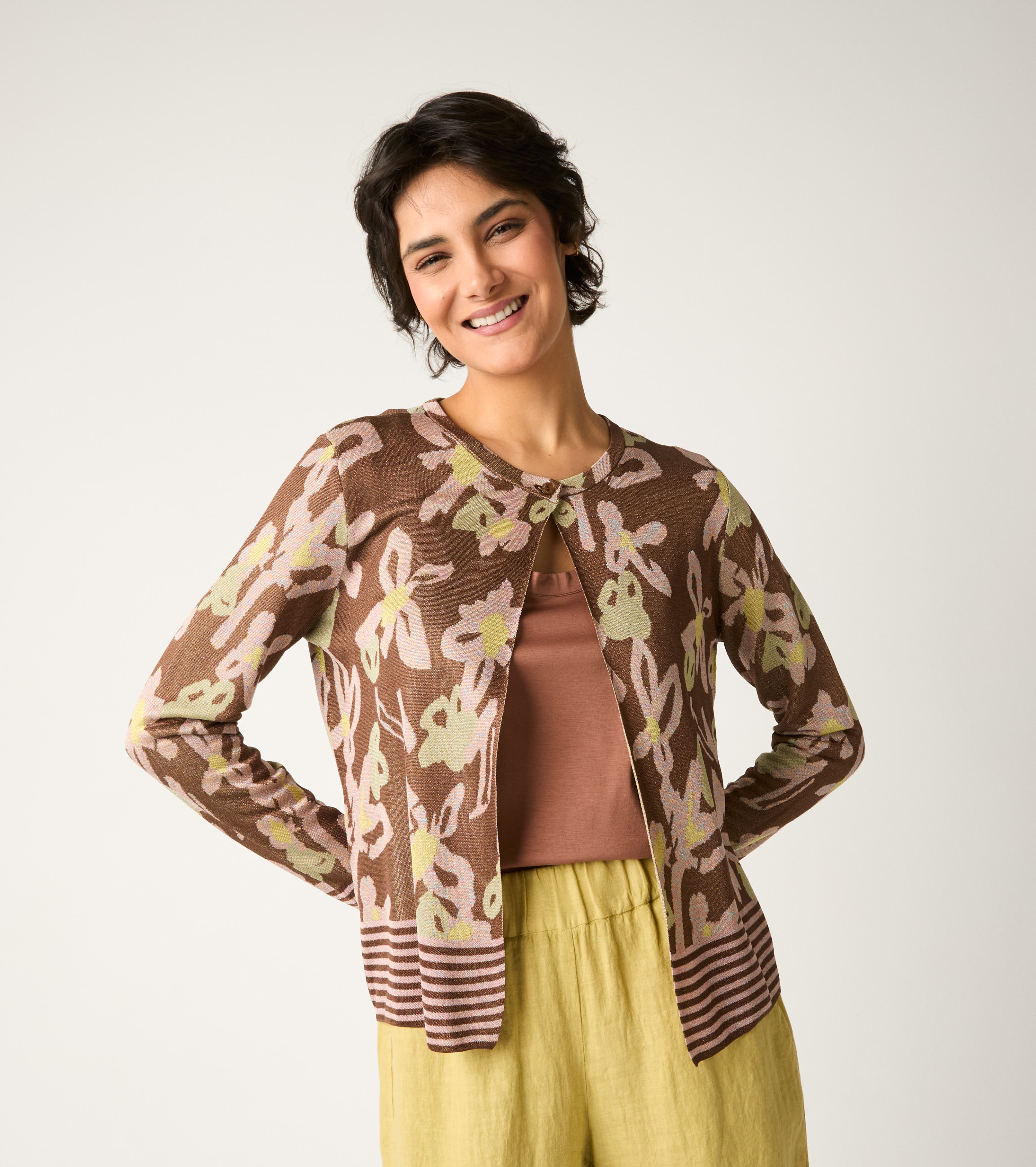 Jacquard cardigan with copper lap neck