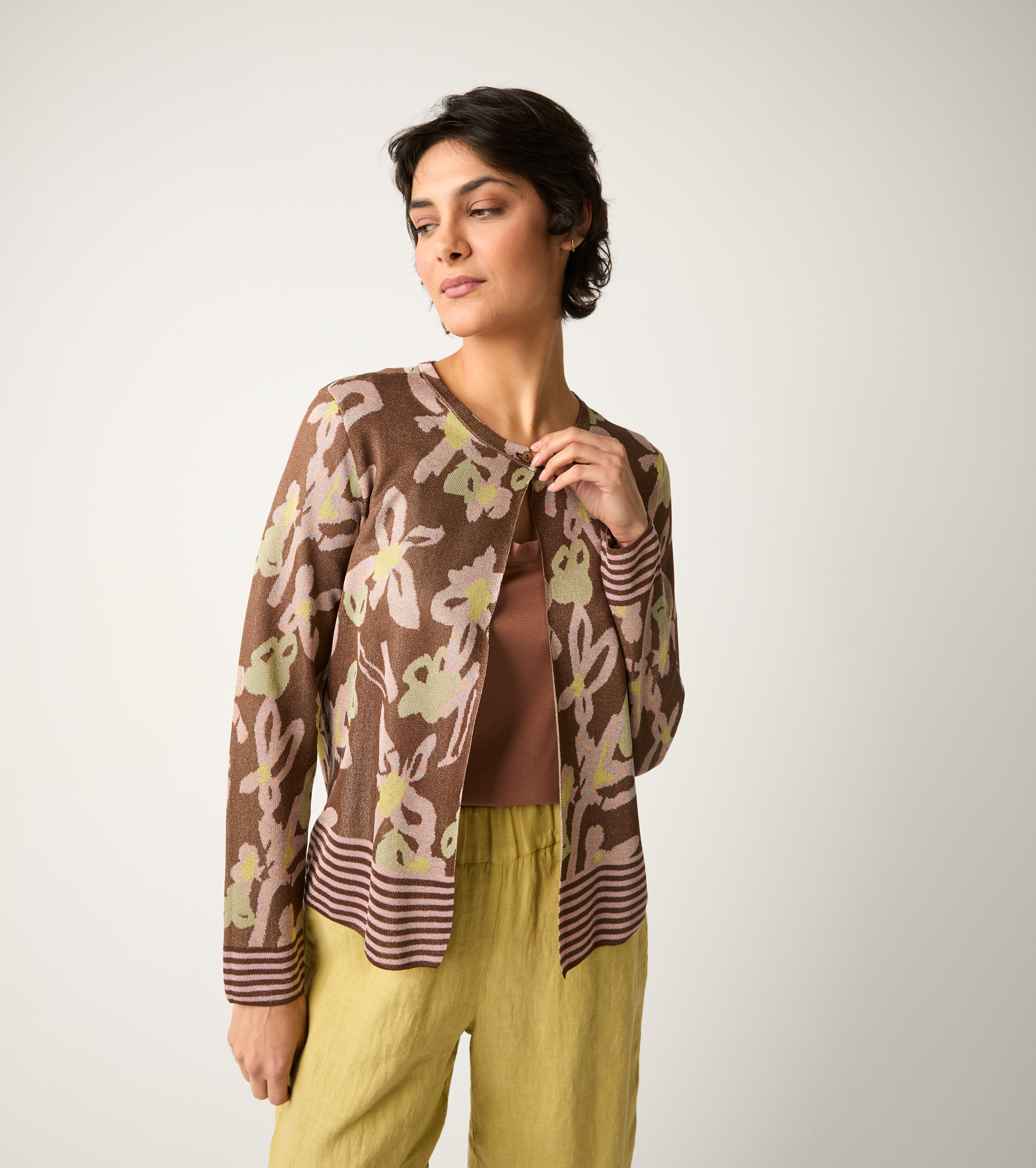 Jacquard cardigan with copper lap neck