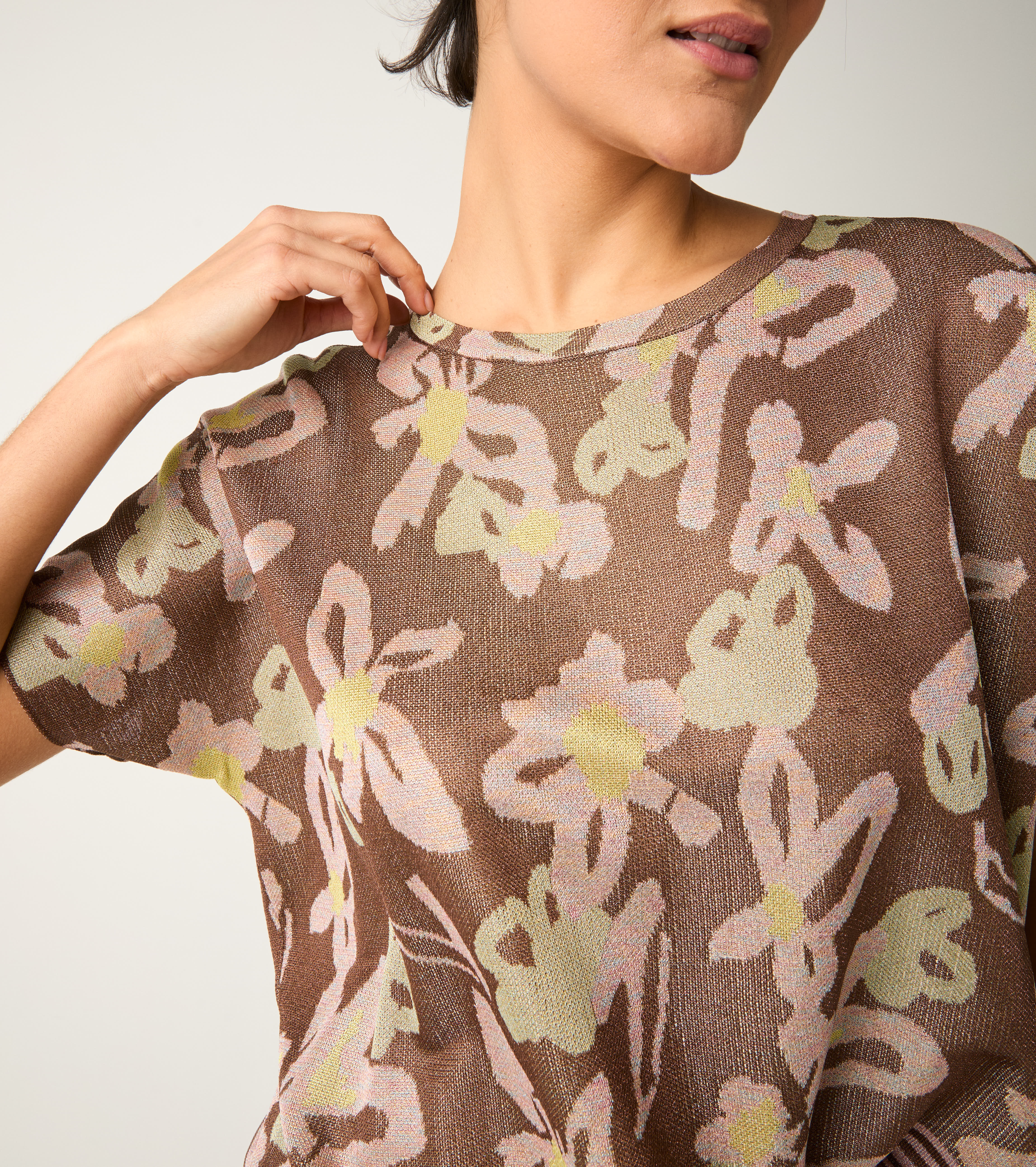 T-shirt jacquard con maniche corte rame