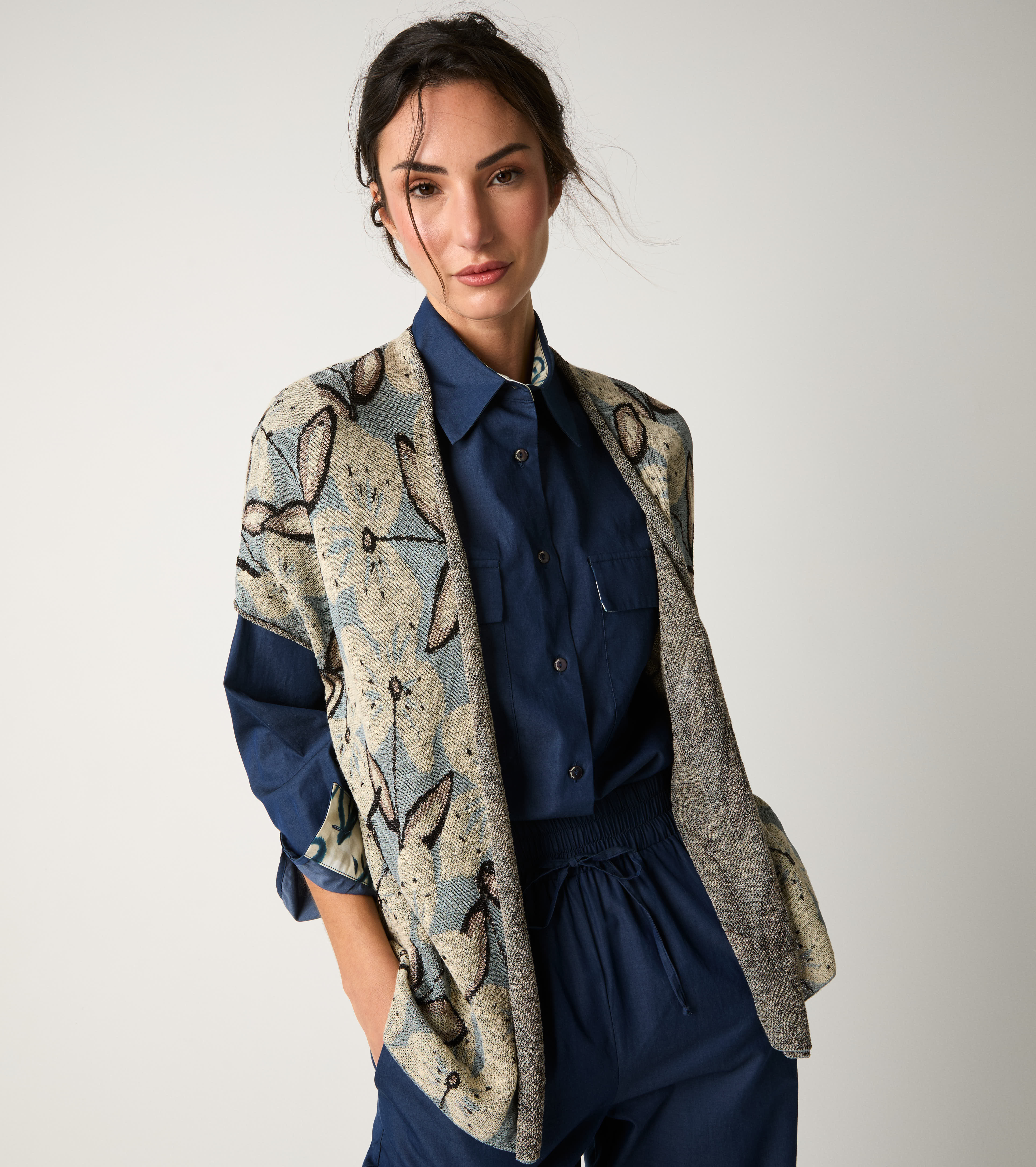 Cardigan jacquard con maniche corte selce