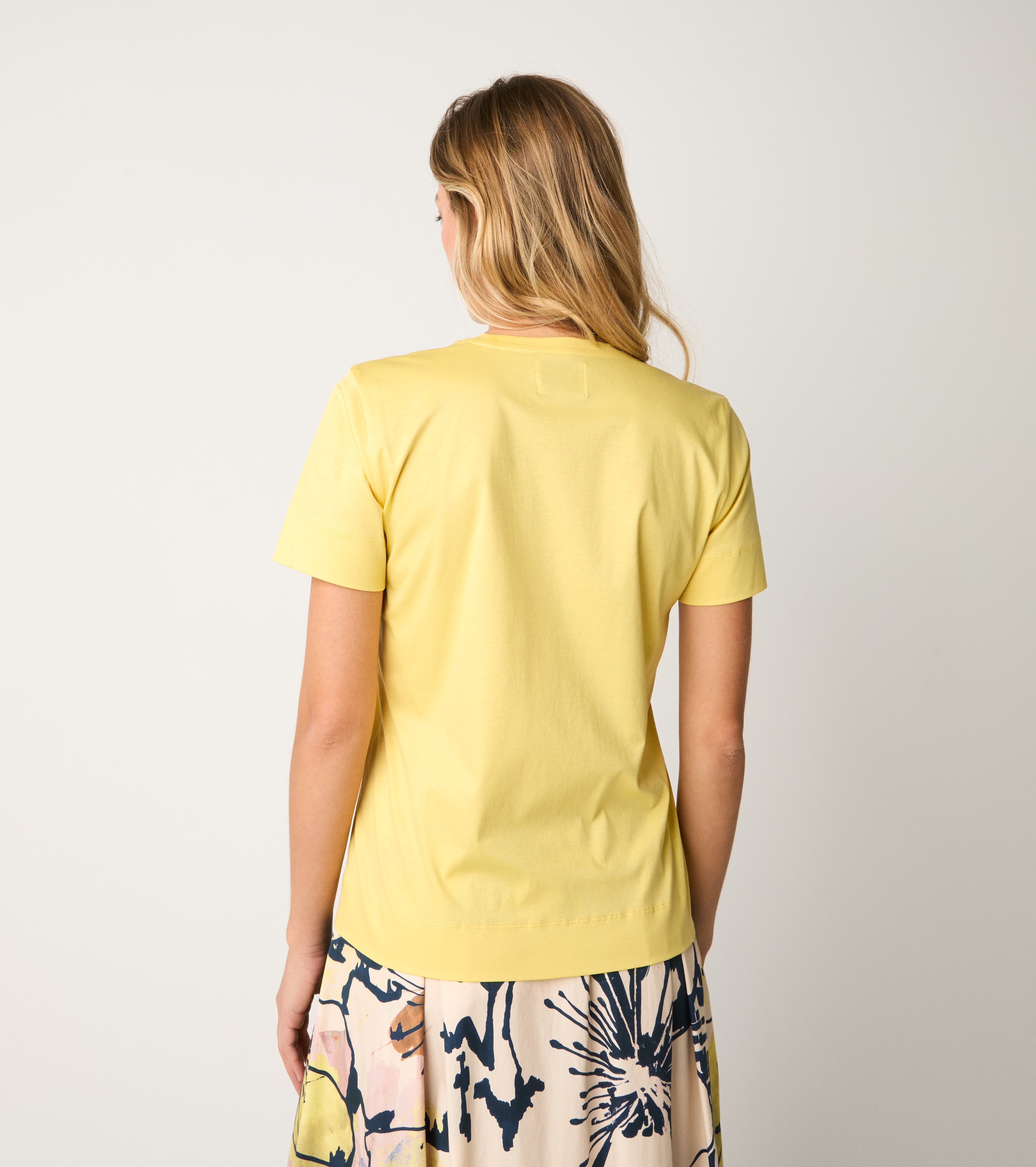 T-shirt with pineapple lettering print