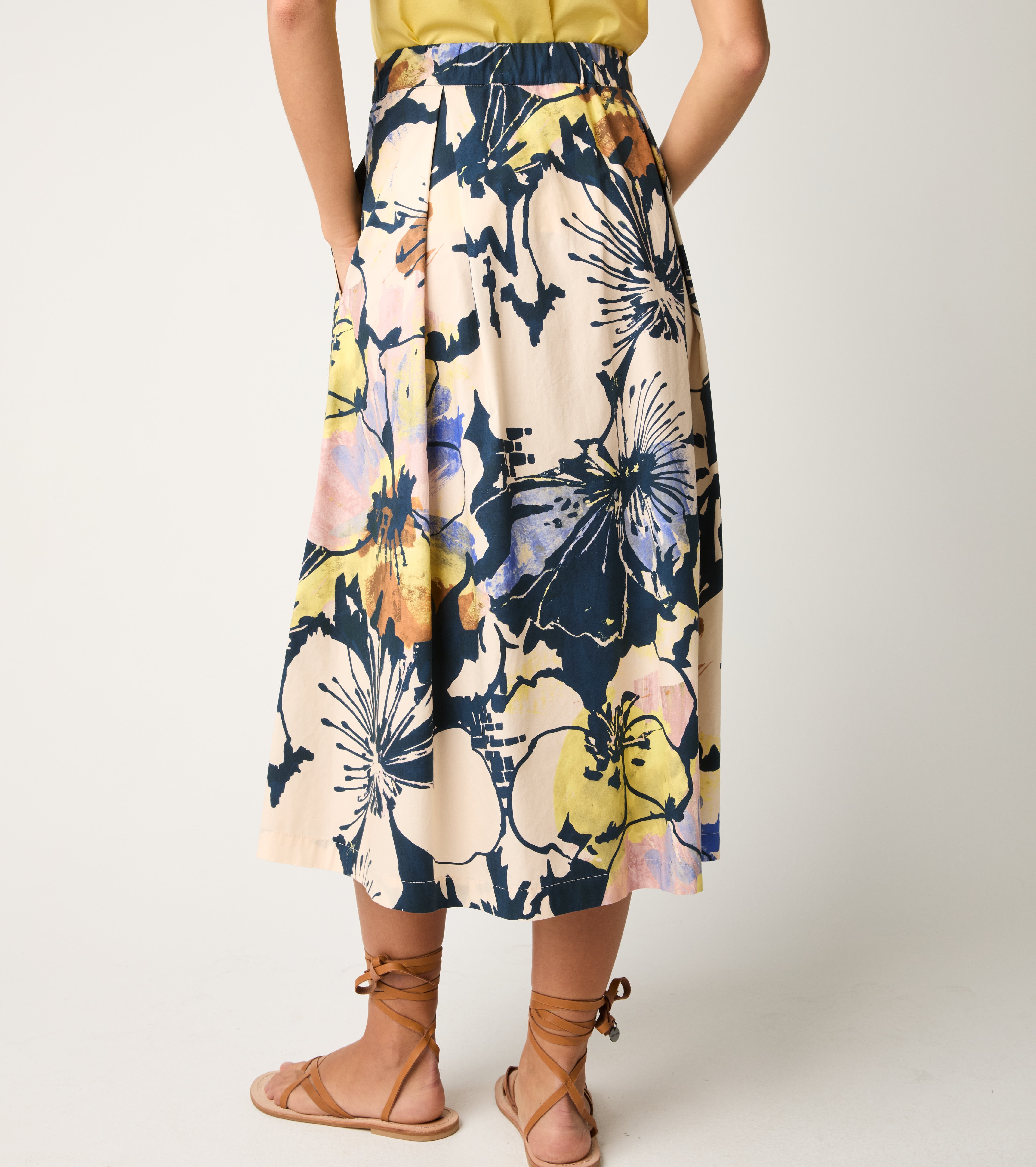 Floral longuette skirt