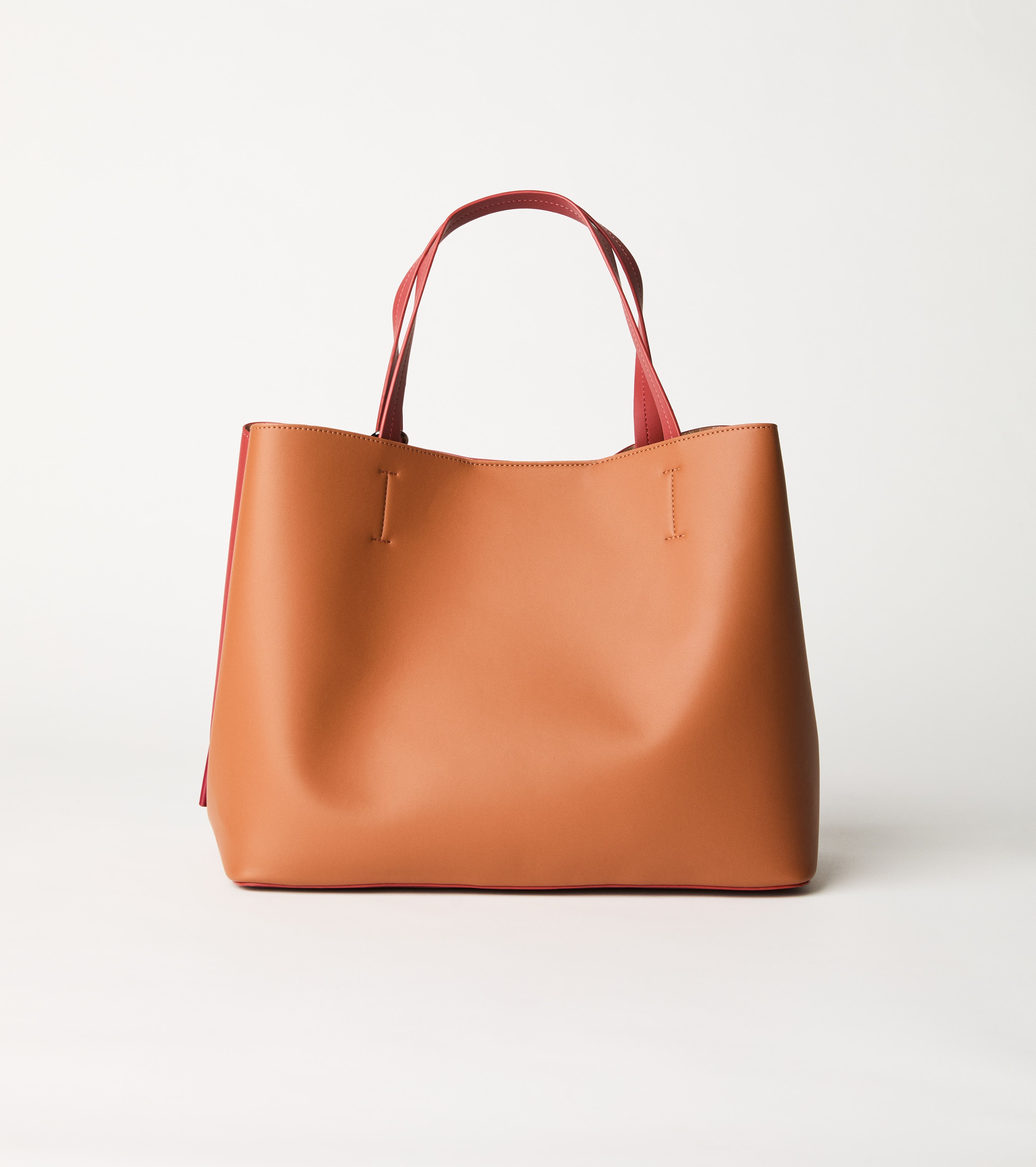 Shopping bag with tassel charms hazelnut
