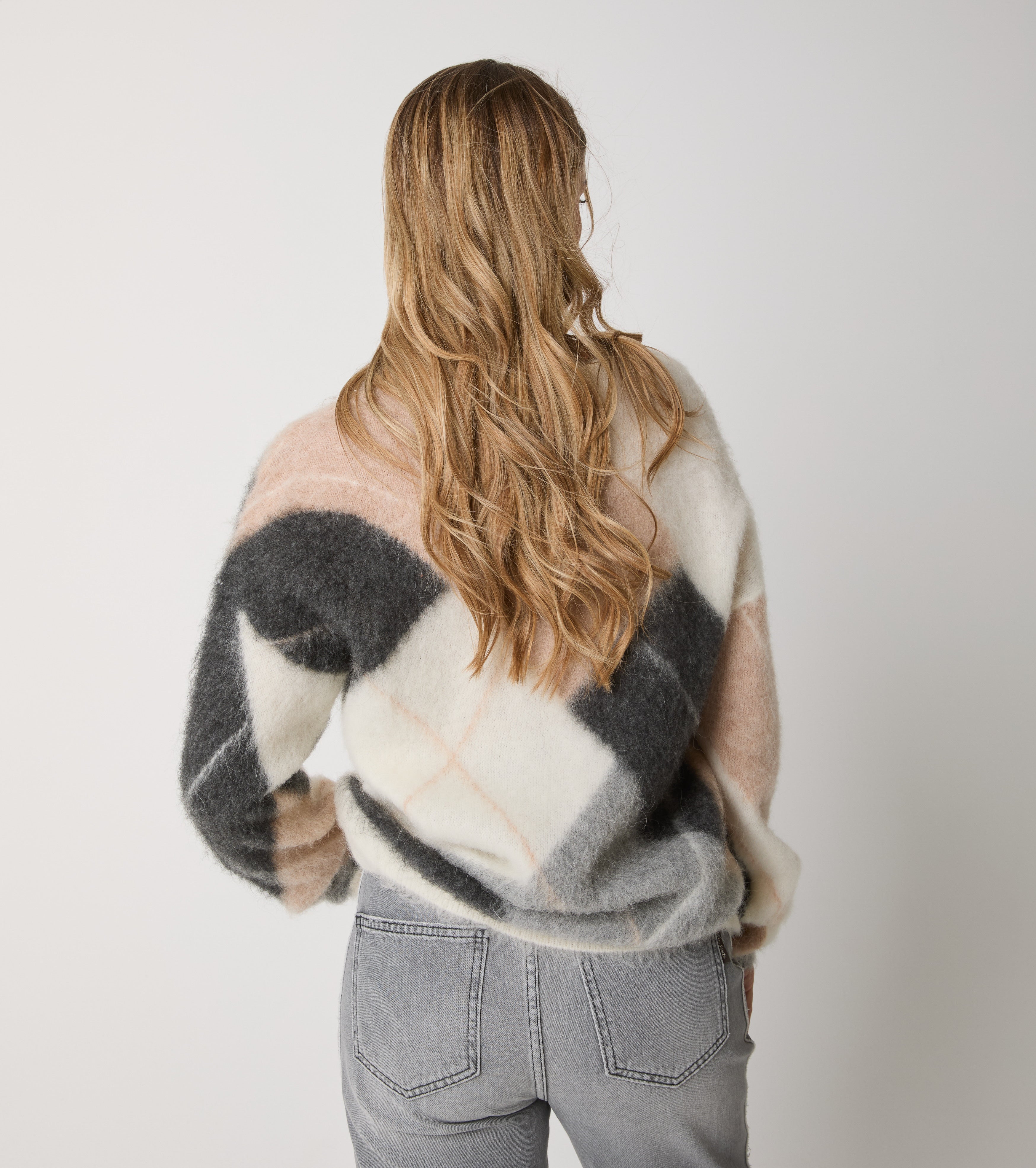 Maglia in lana e alpaca con scollo a V