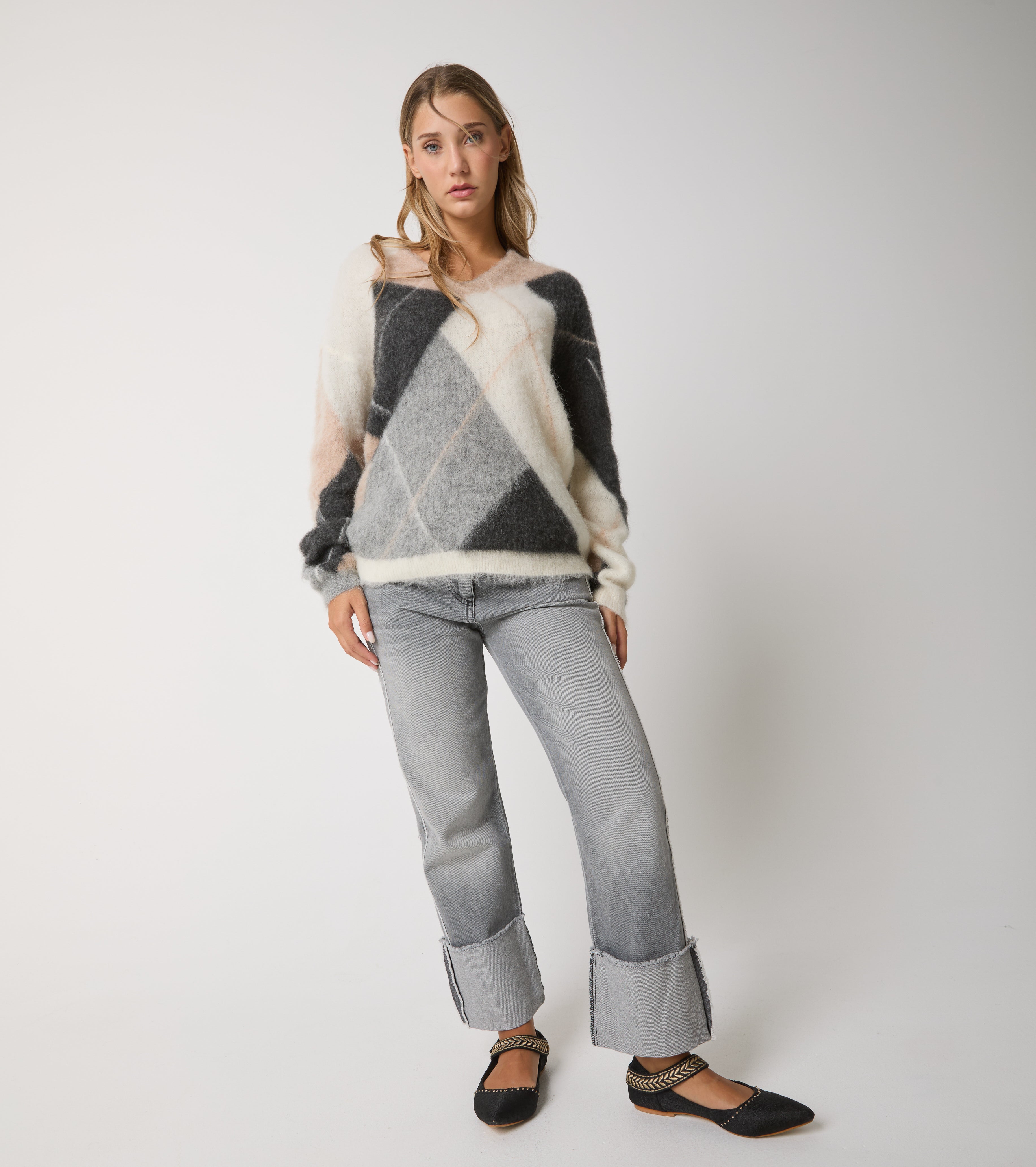 Maglia in lana e alpaca con scollo a V