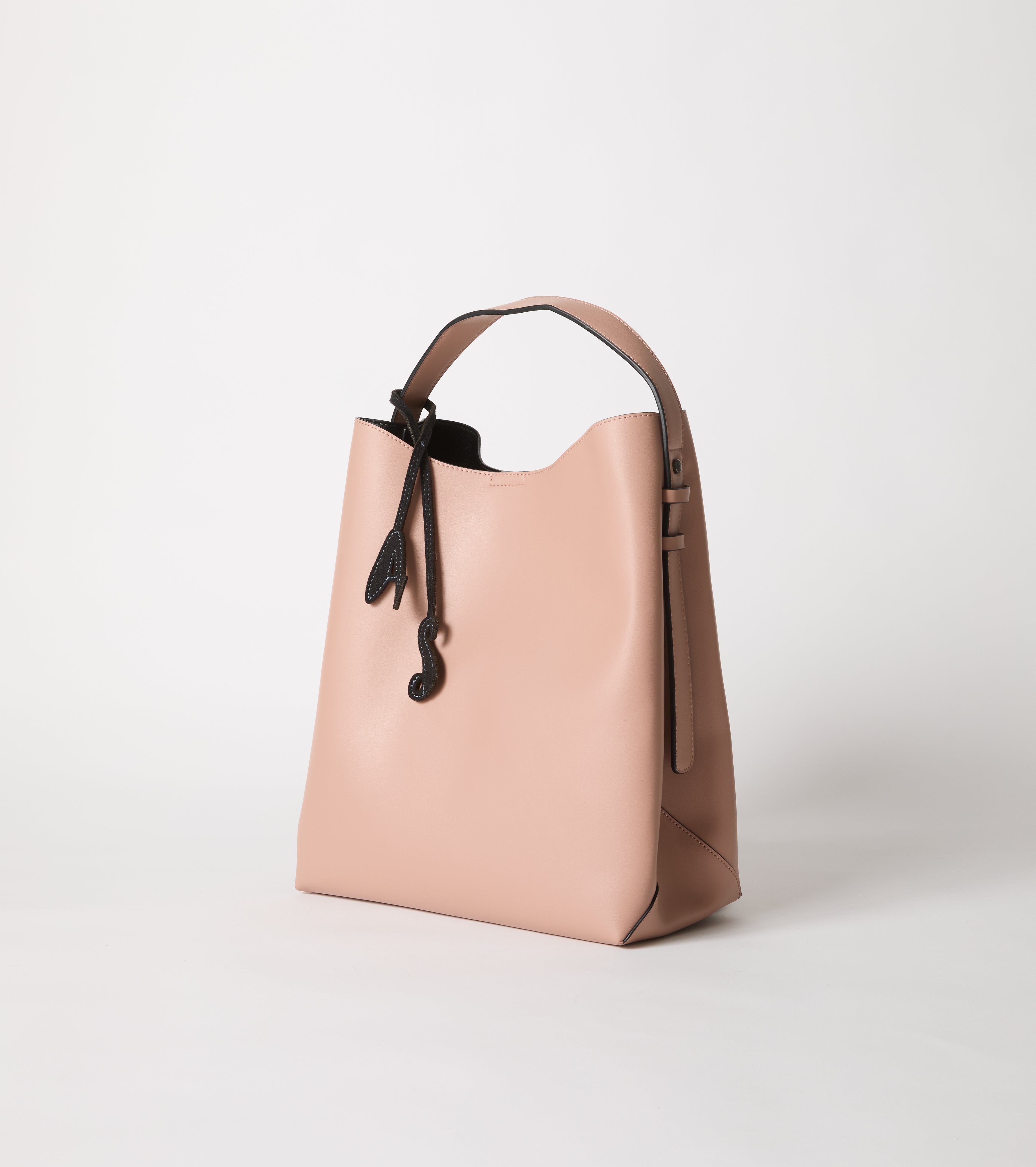 Borsa a secchiello con charm
