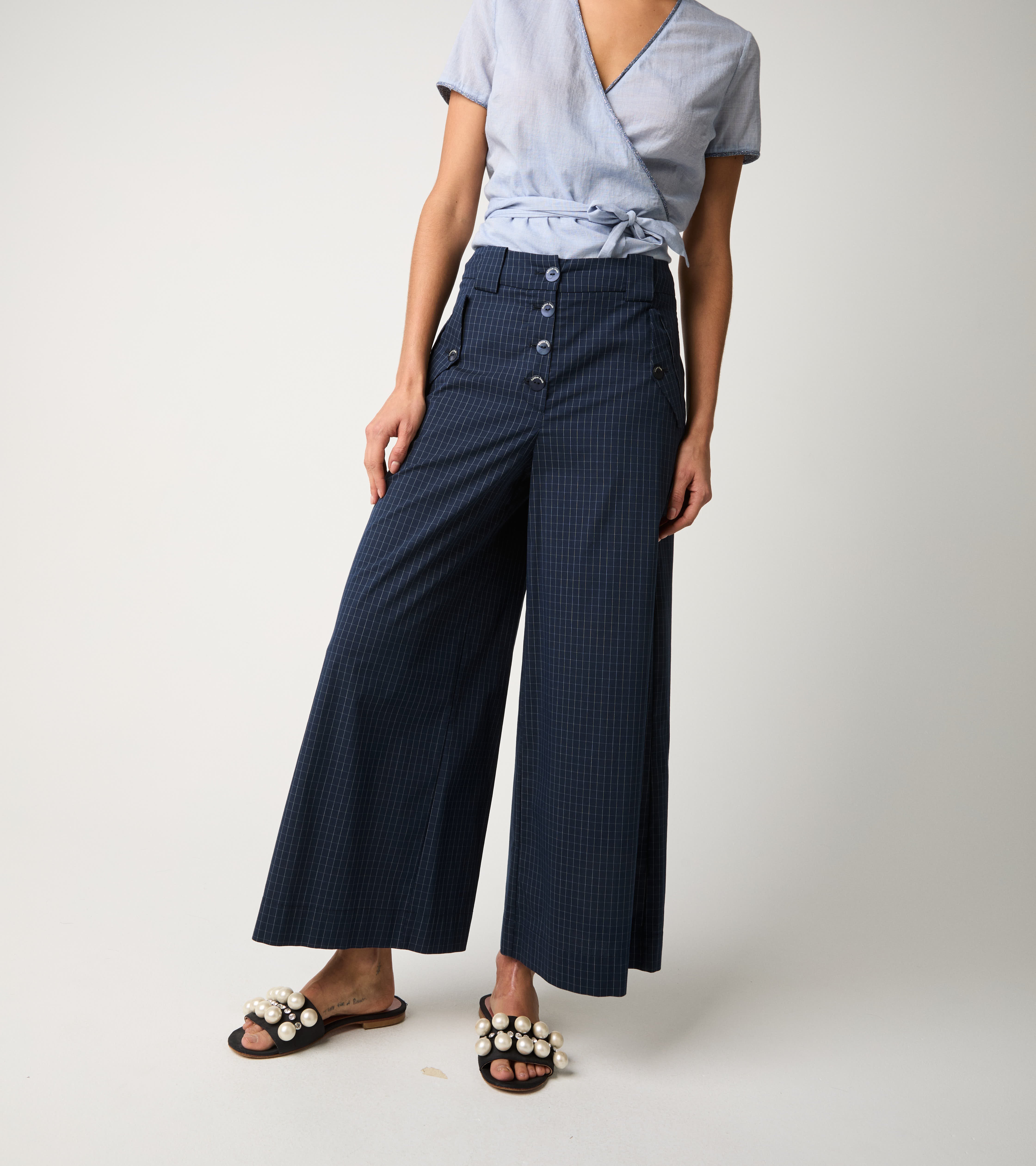 Palace trousers with blue check pattern