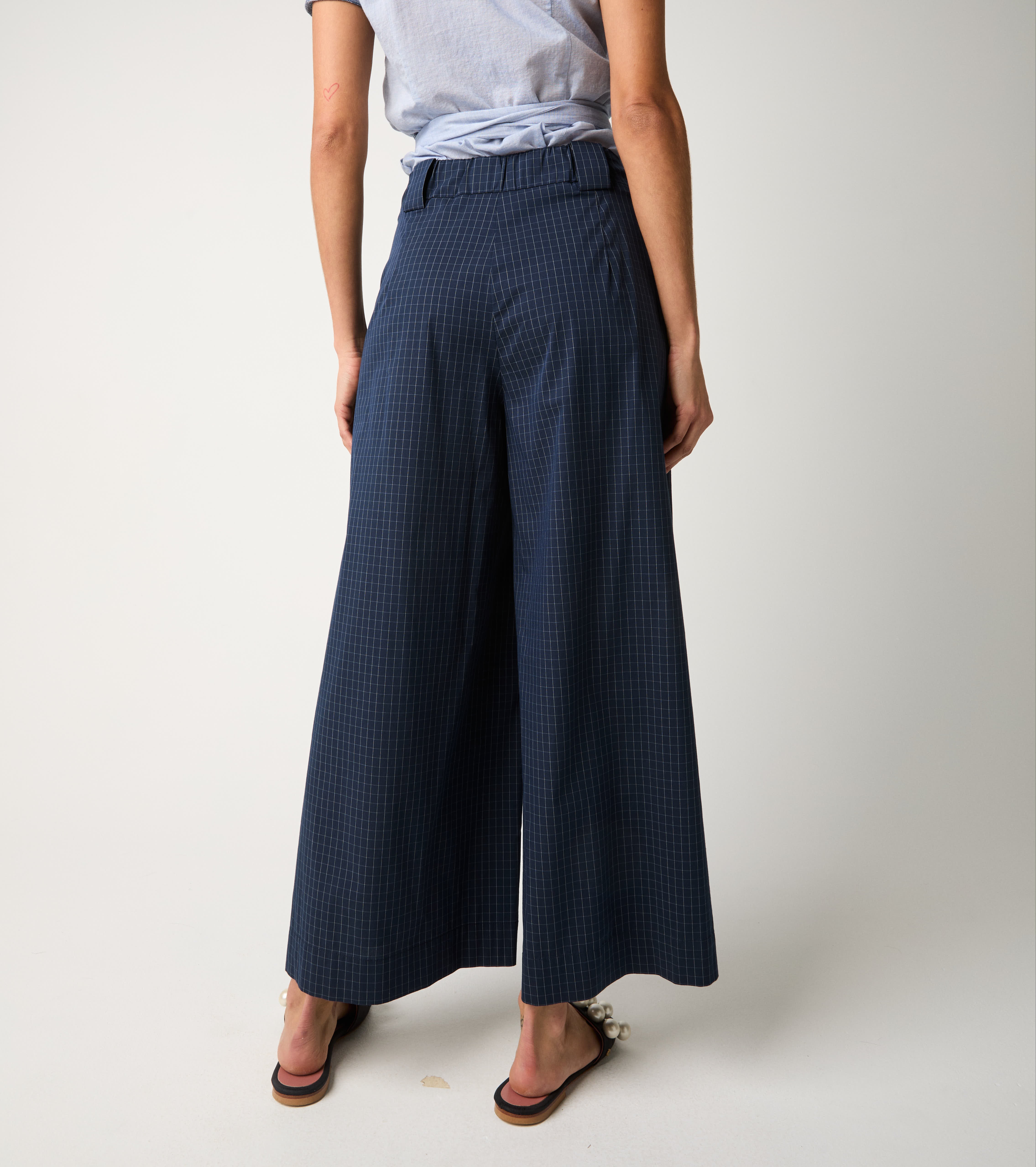 Palace trousers with blue check pattern