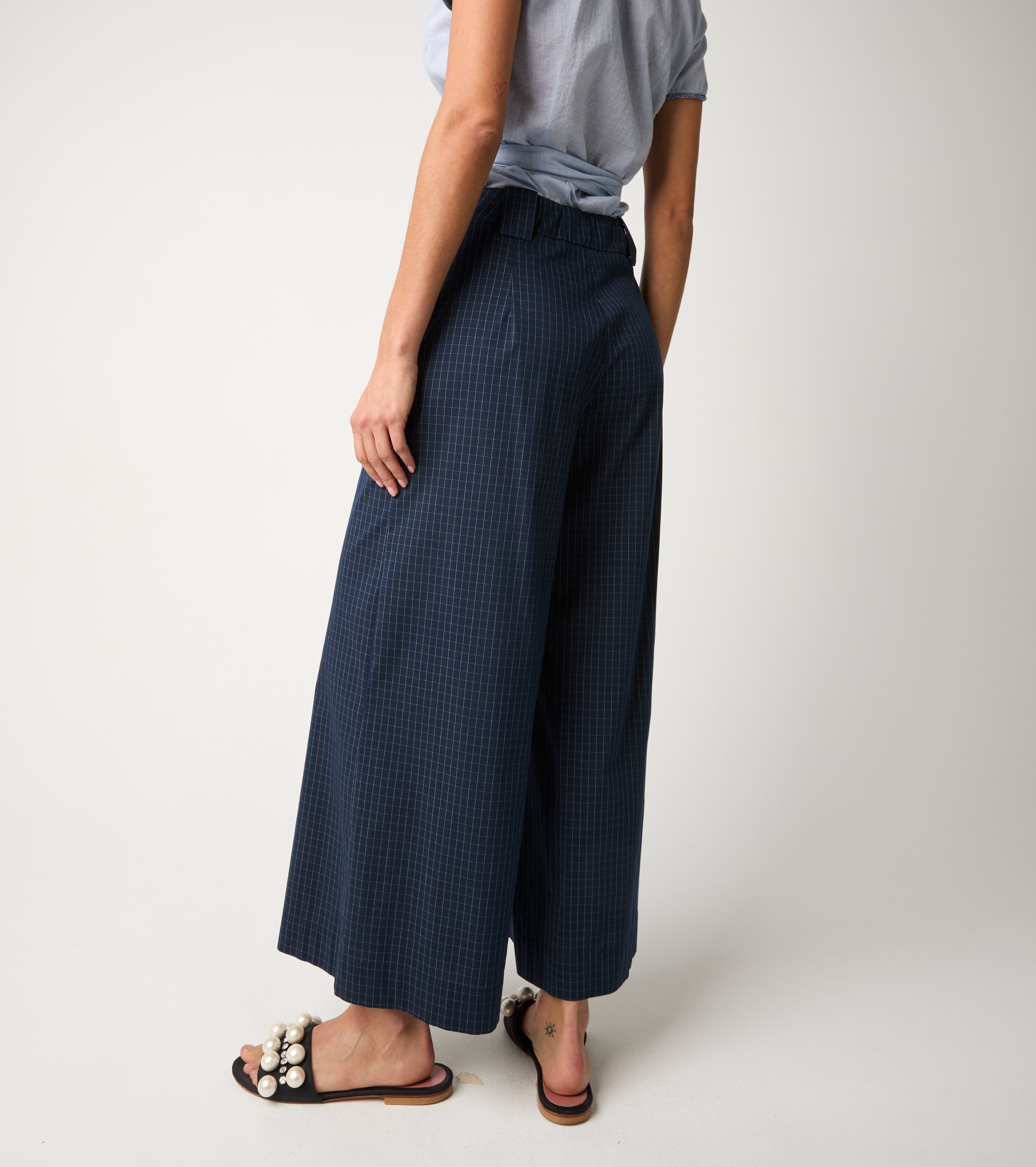 Palace trousers with blue check pattern