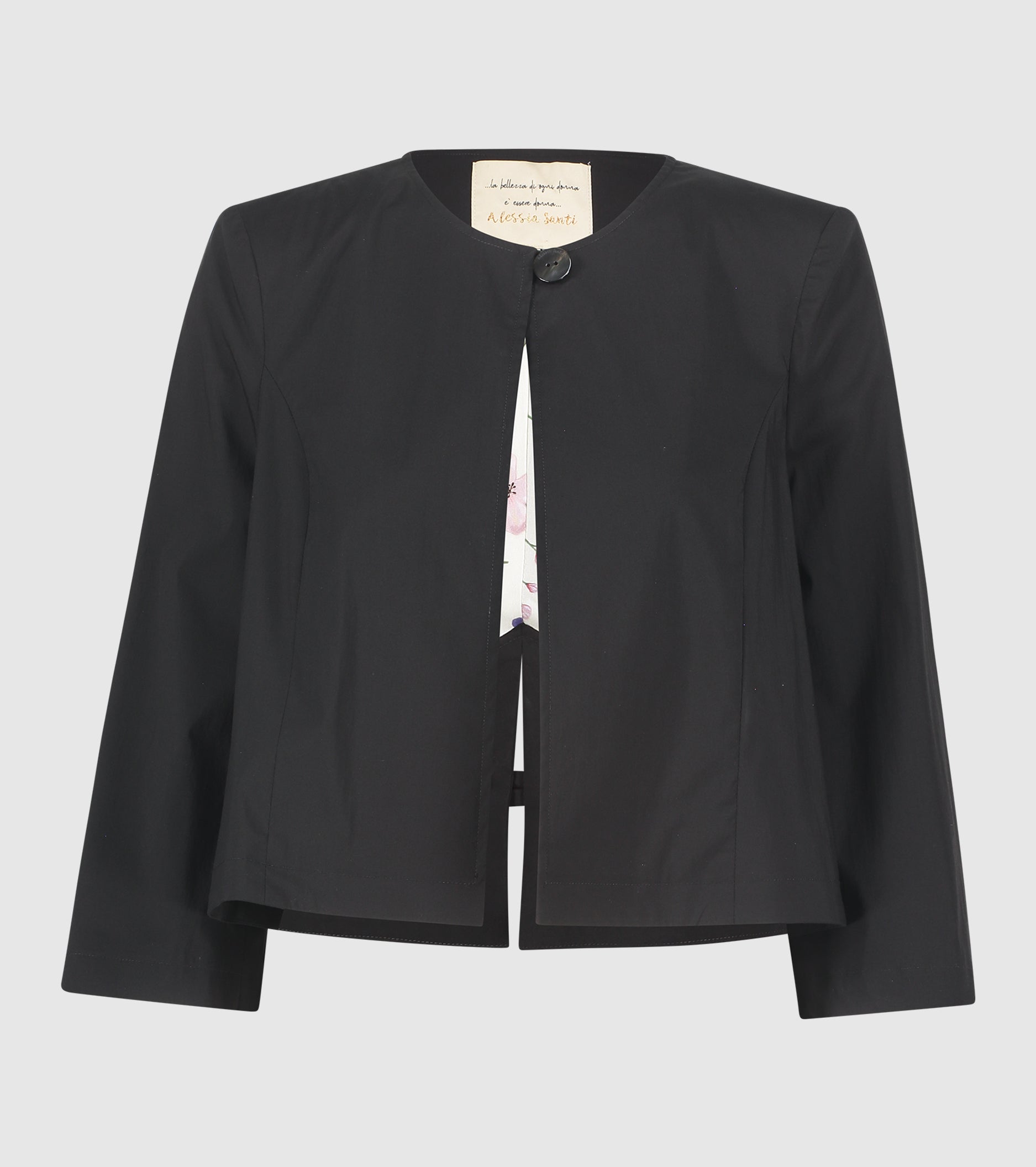 Cropped jacket with three-quarter length sleeves black