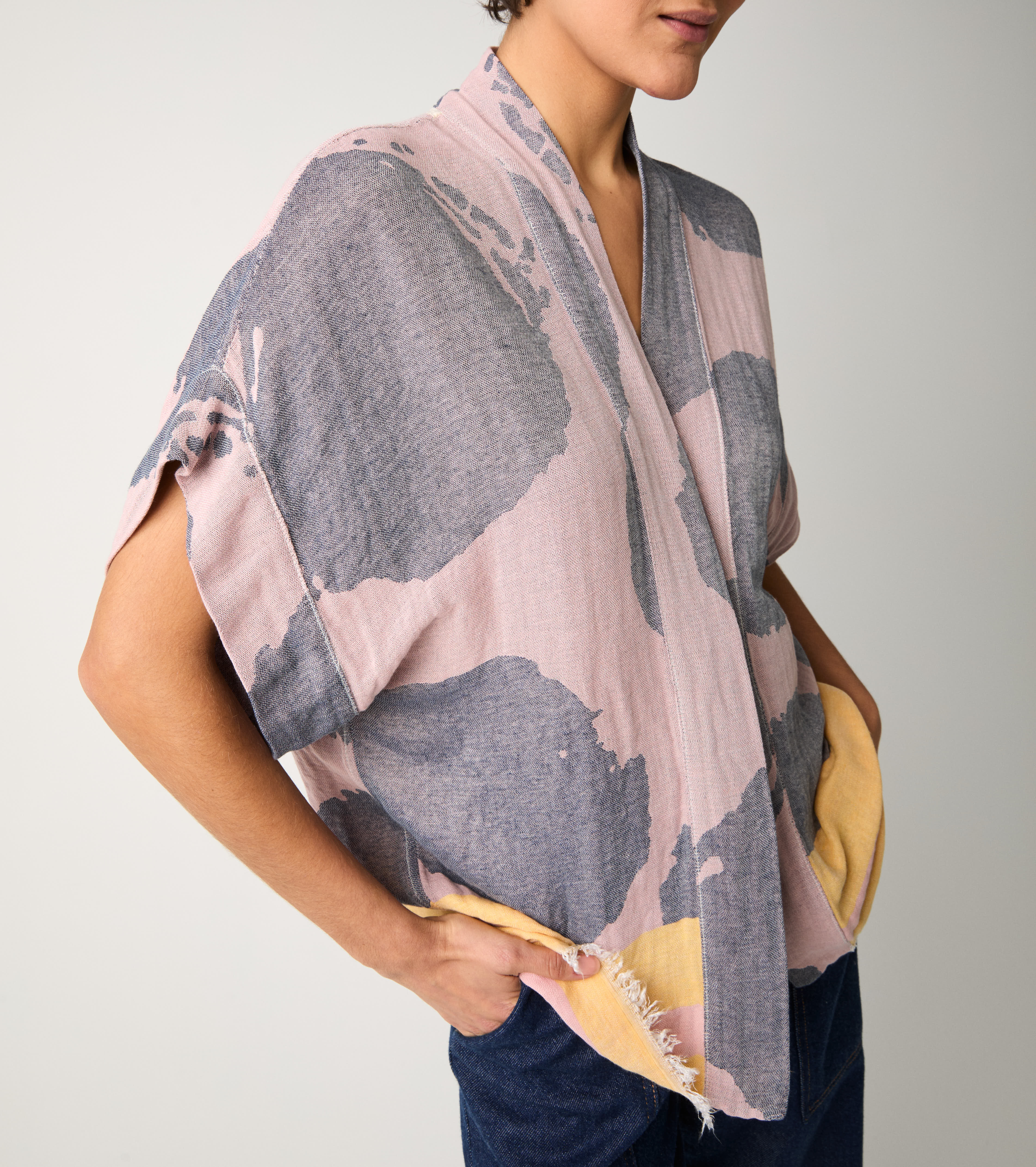 Pink cotton jacquard kimono jacket