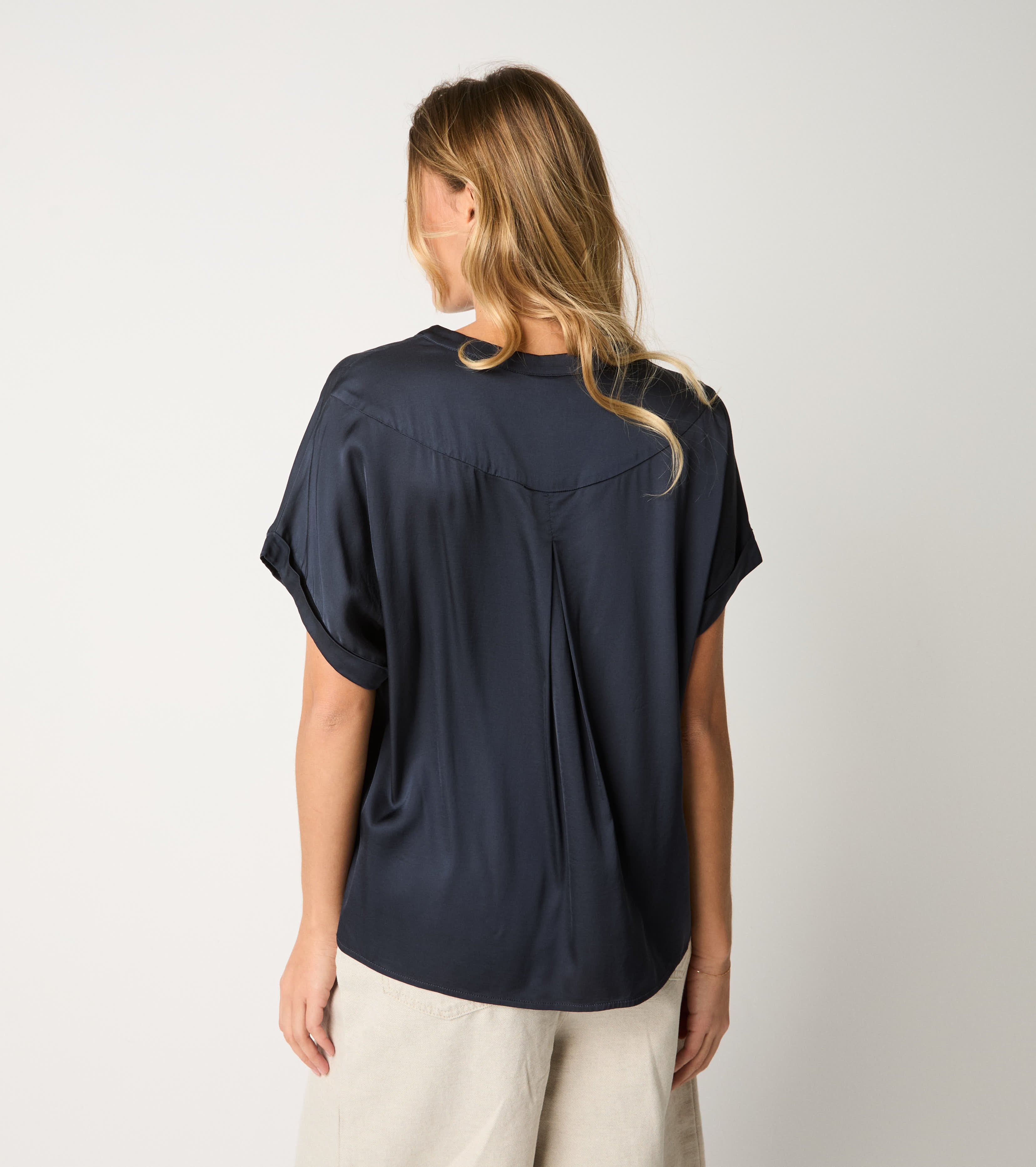 Blue short-sleeved blouse