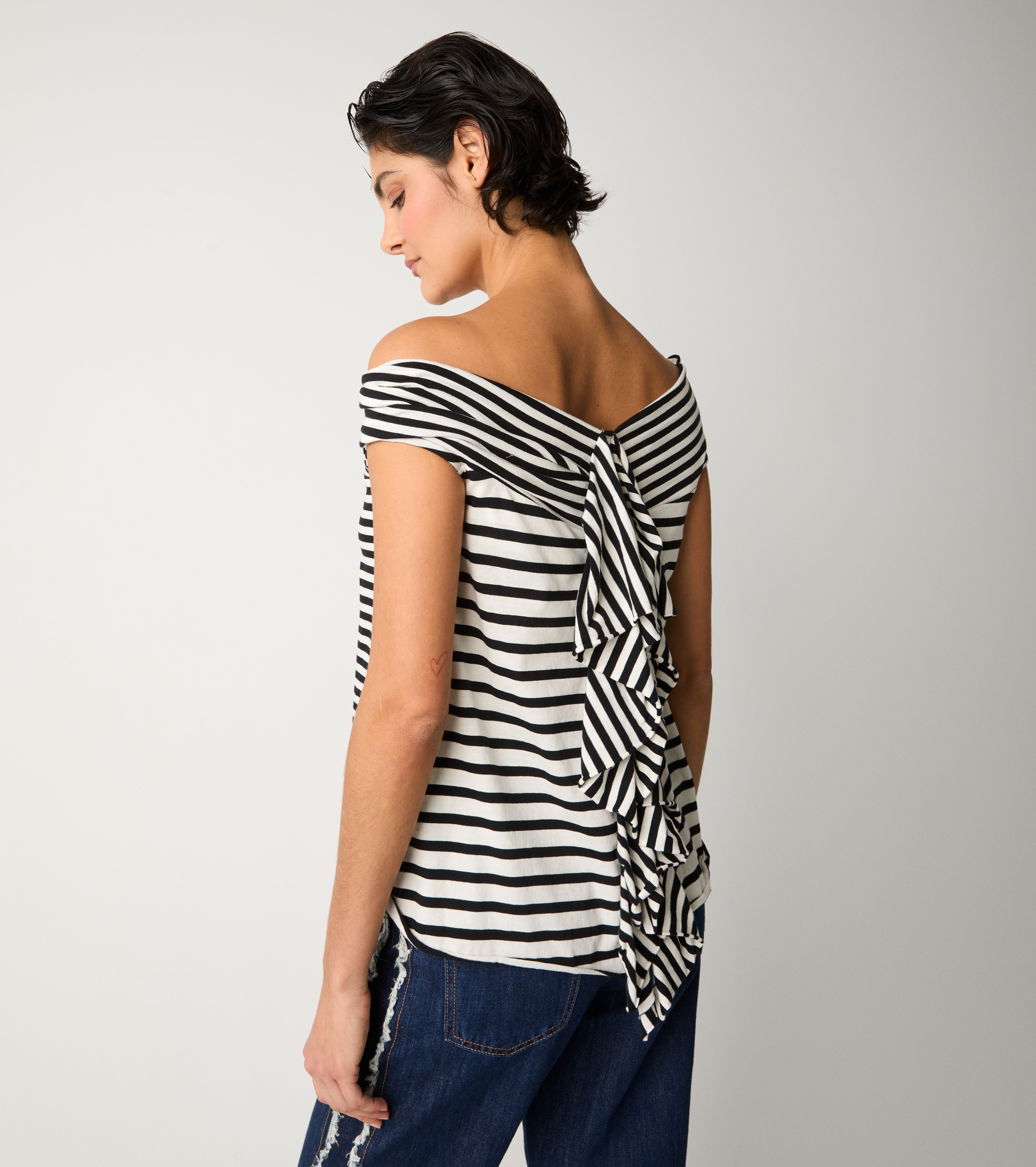 Off the shoulder T-shirt with ecru stripes
