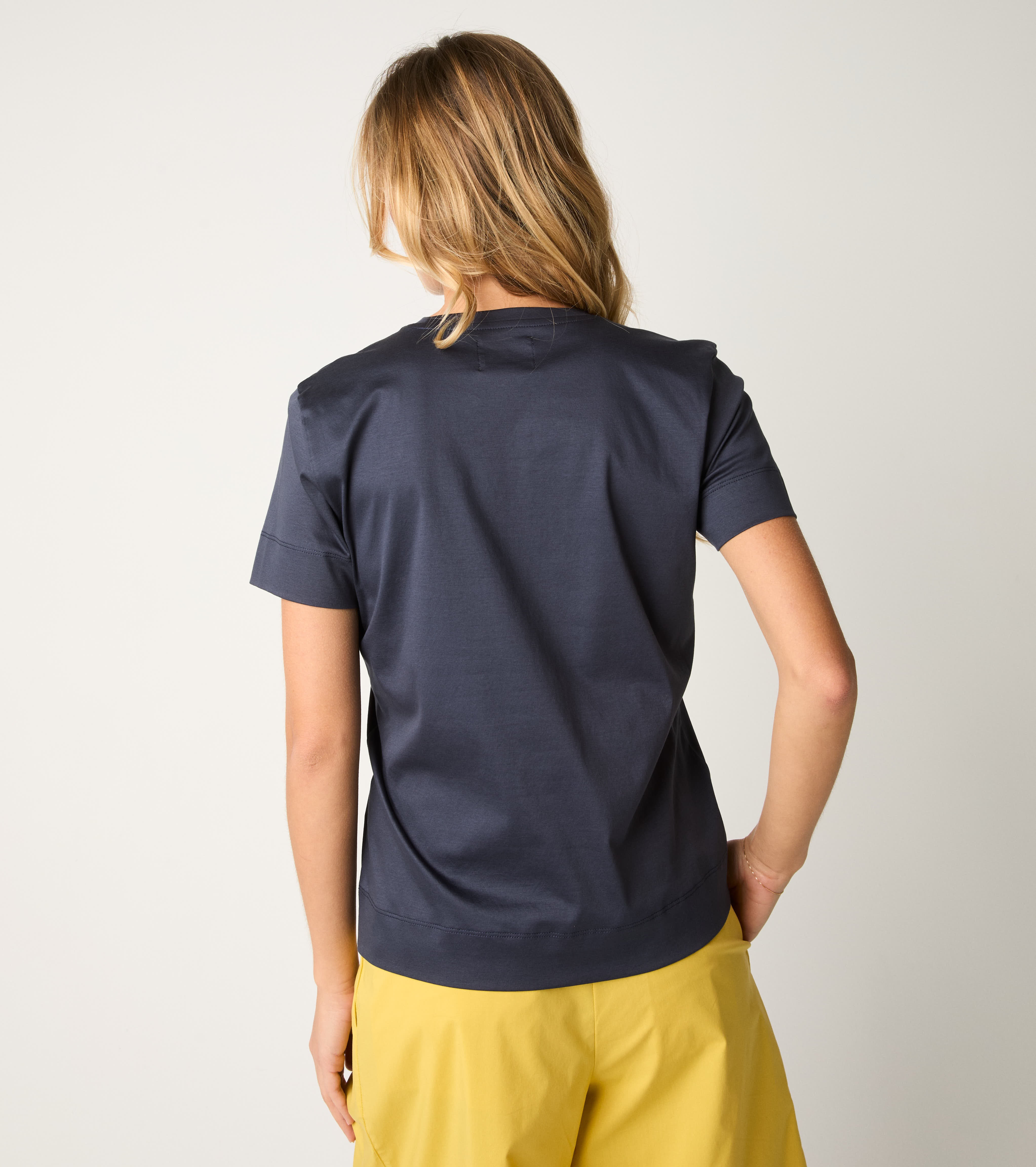 T-shirt with blue lettering print